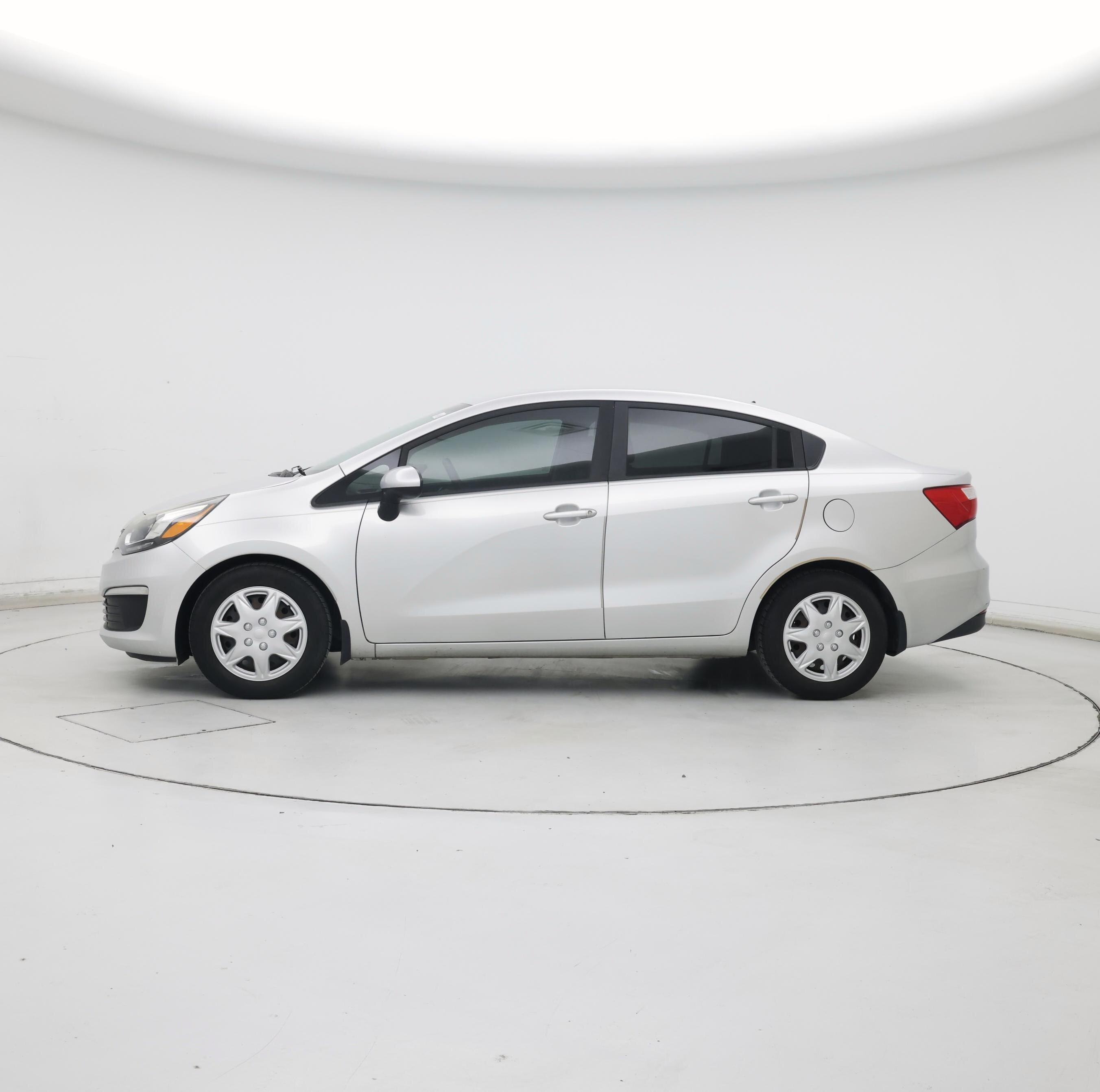 Thumbnail: 2016 Kia Rio - 3