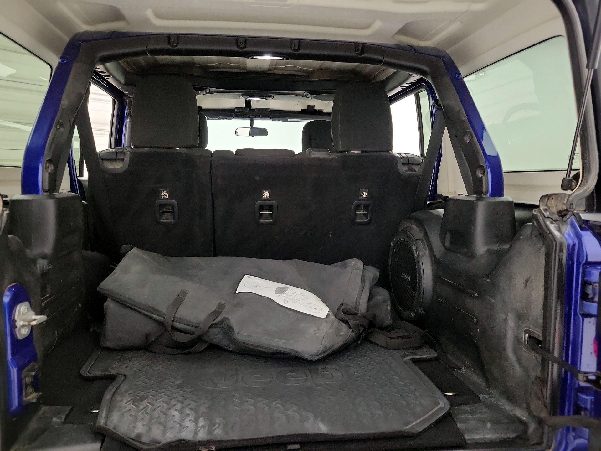 Thumbnail: 2018 Jeep Wrangler - 20
