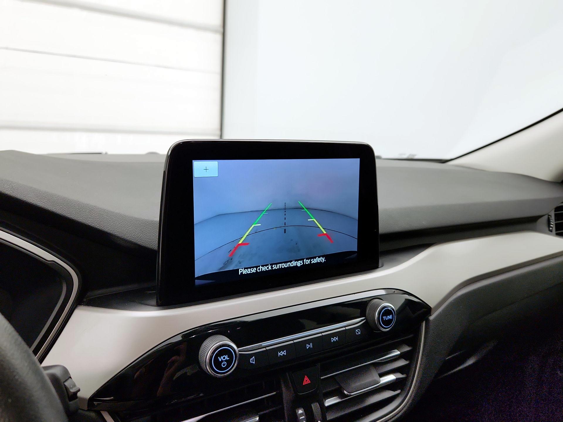 Thumbnail: 2022 Ford Escape - 14