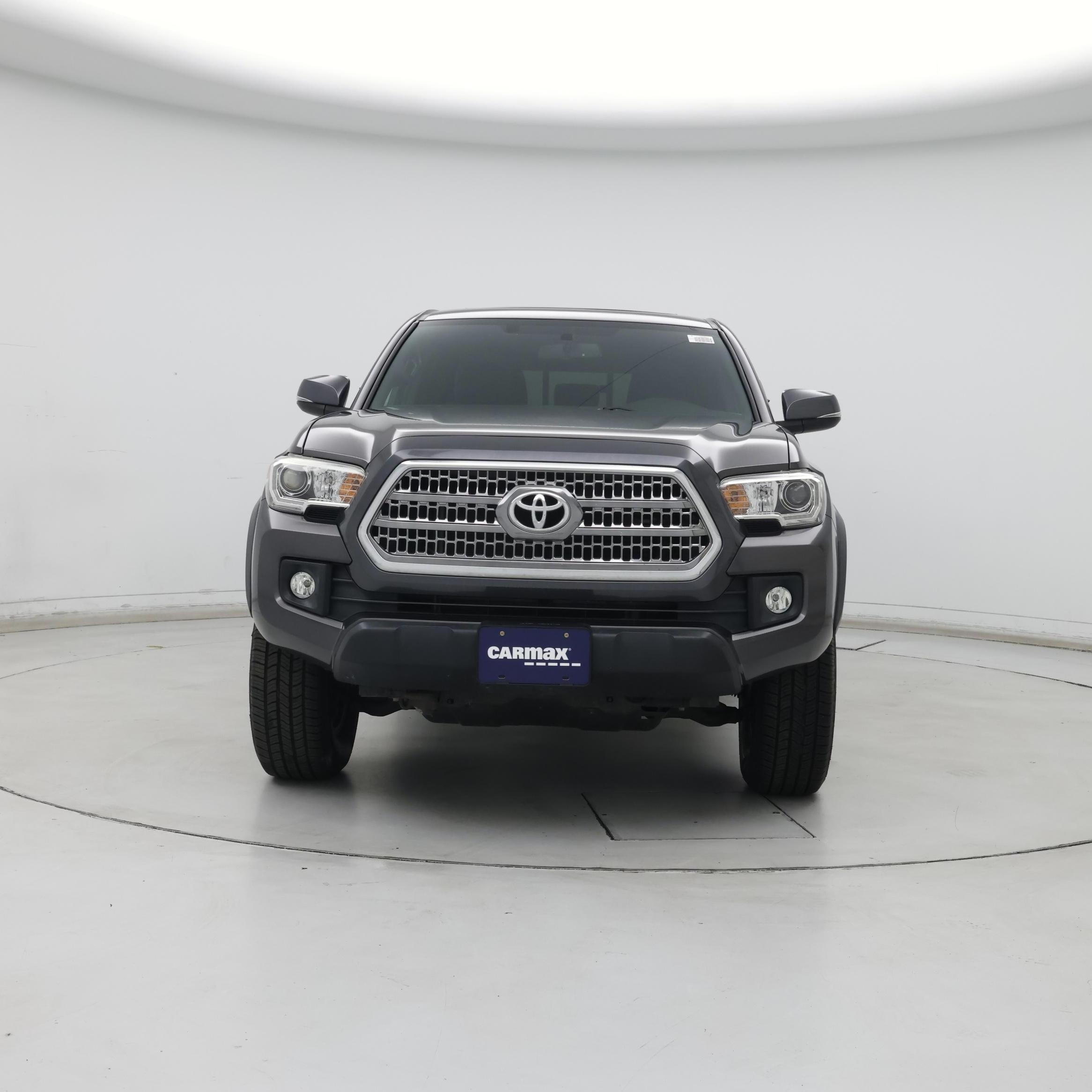 Thumbnail: 2016 Toyota Tacoma - 5