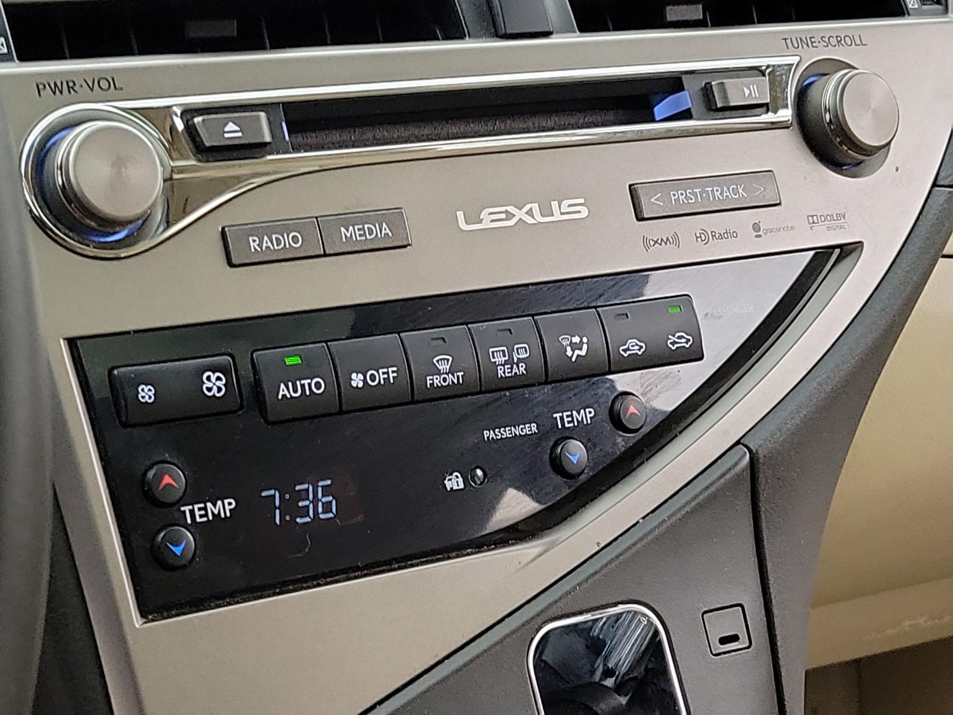 Thumbnail: 2015 Lexus RX - 17