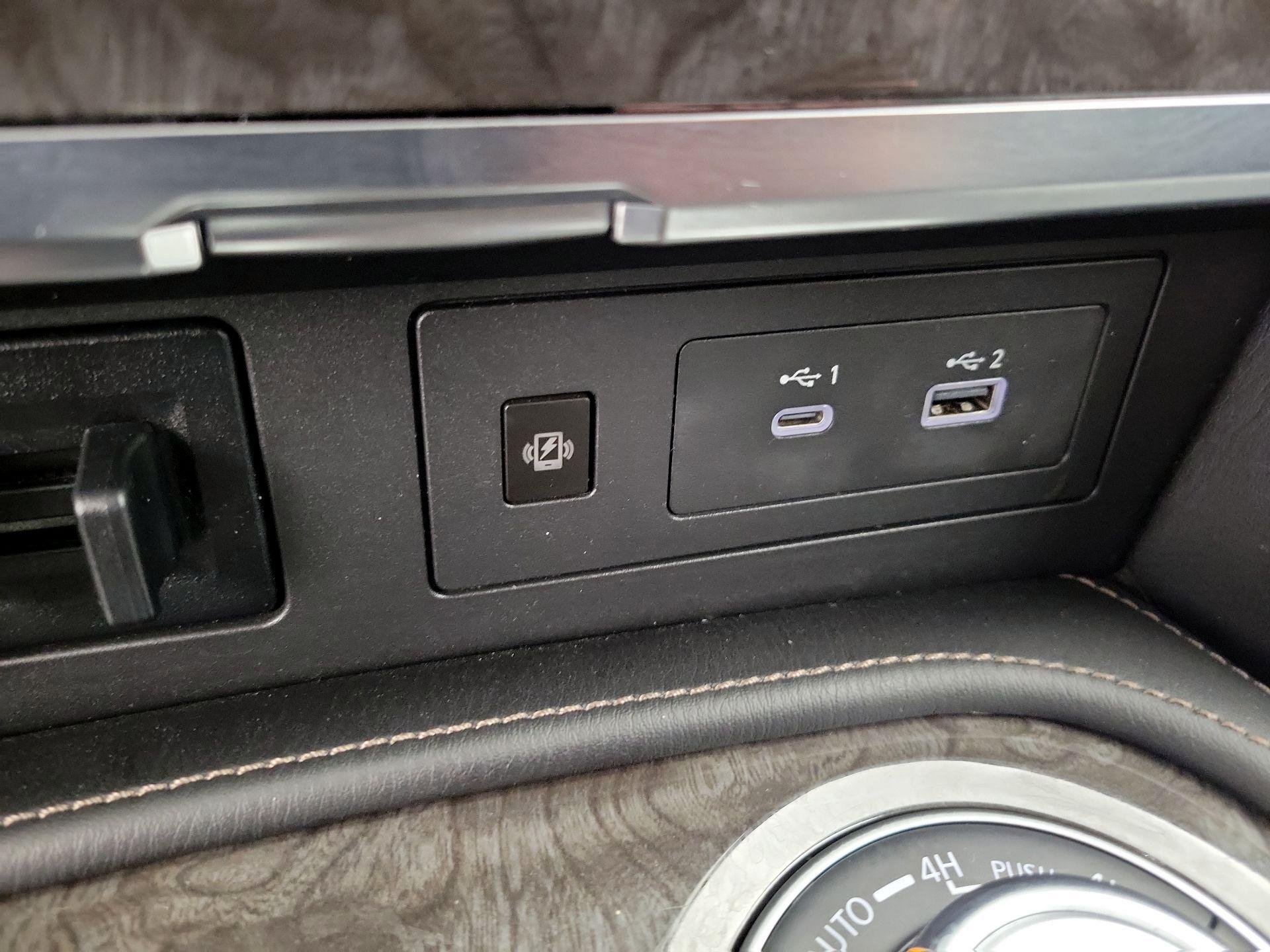 Thumbnail: 2022 Nissan Armada - 19