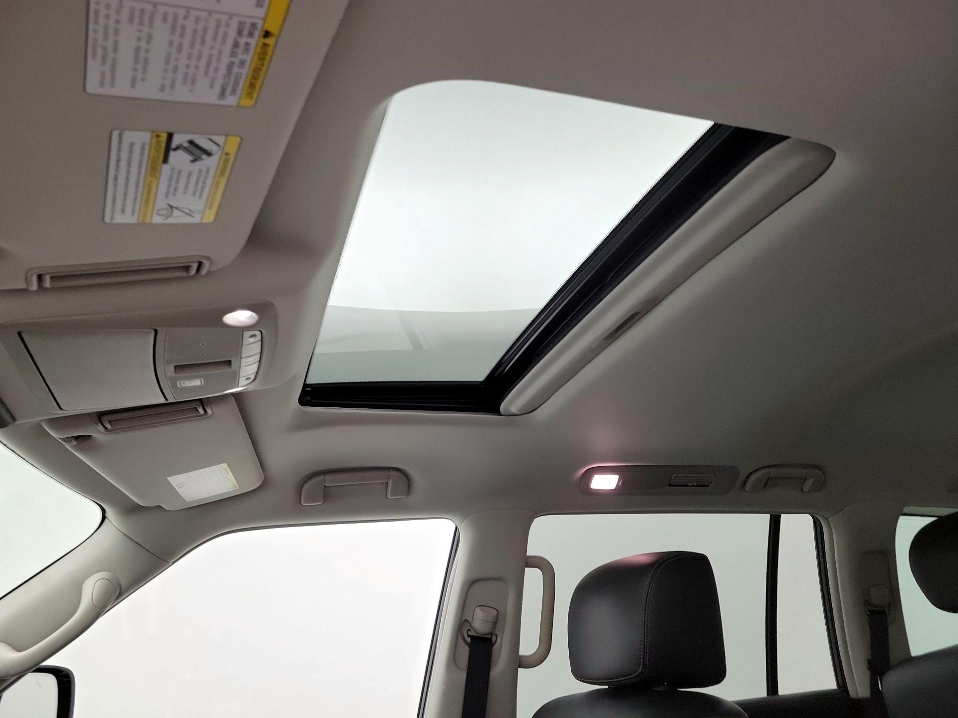 Thumbnail: 2022 Nissan Armada - 20