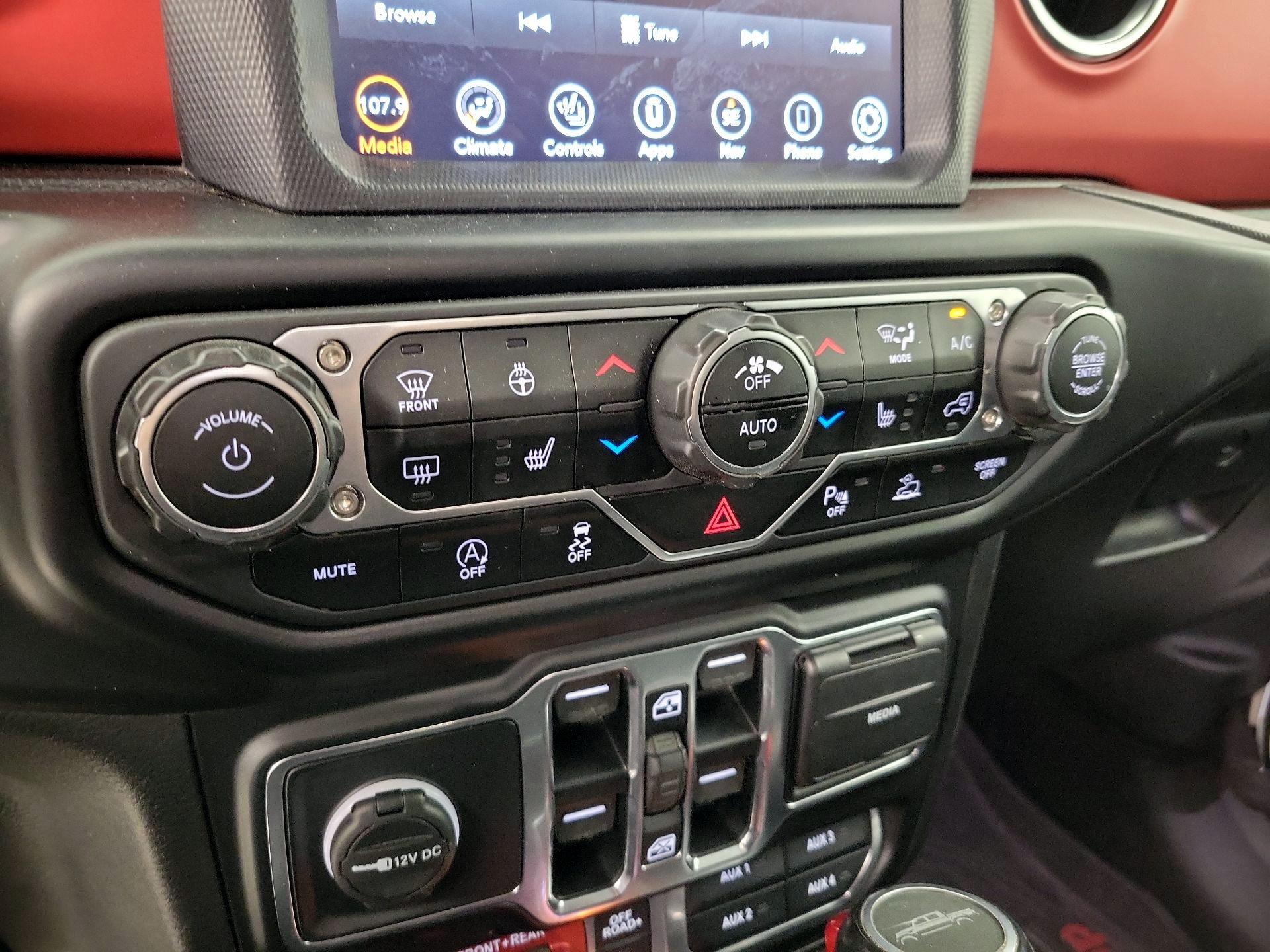 Thumbnail: 2020 Jeep Gladiator - 16