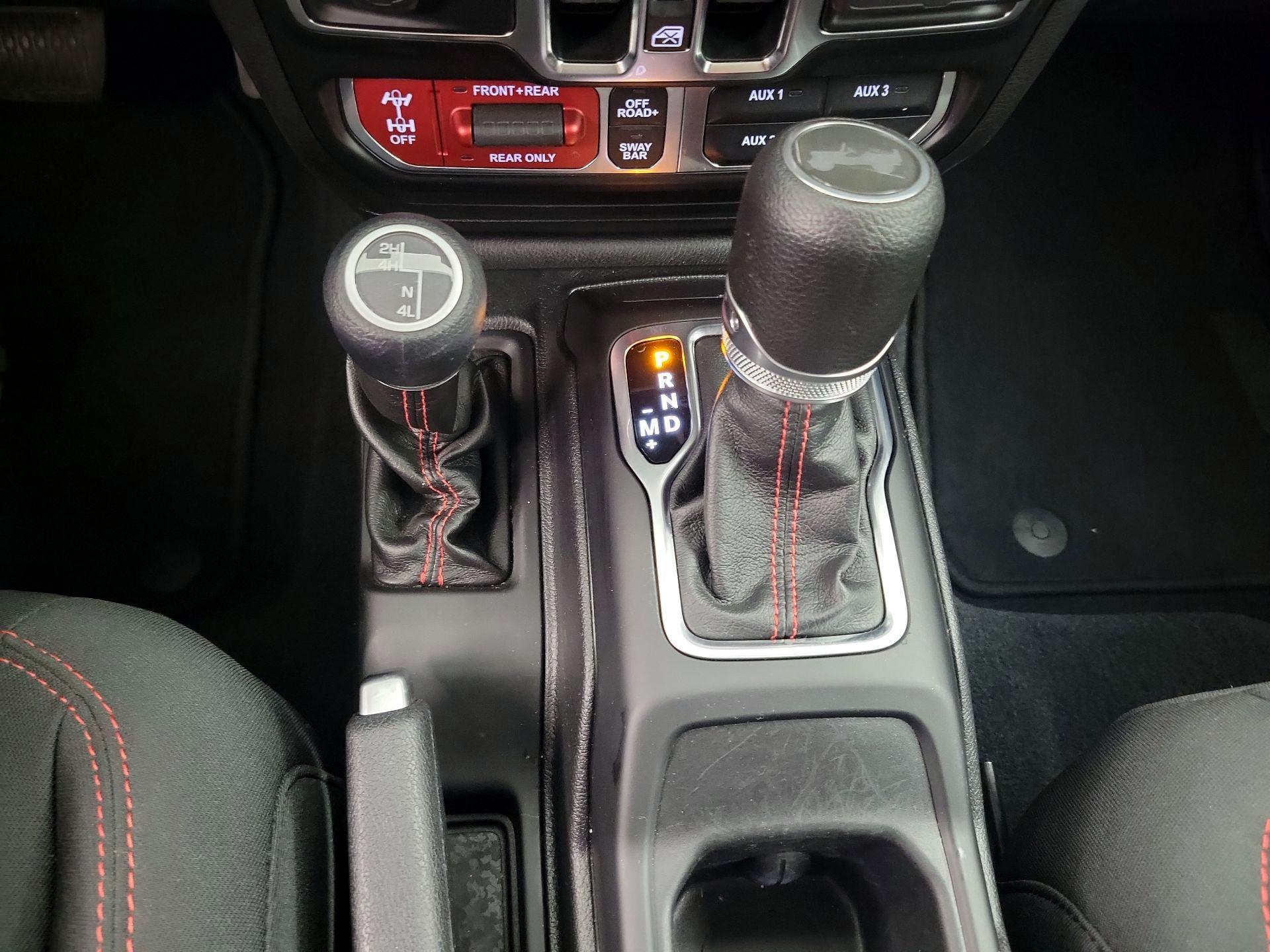 Thumbnail: 2022 Jeep Wrangler - 17