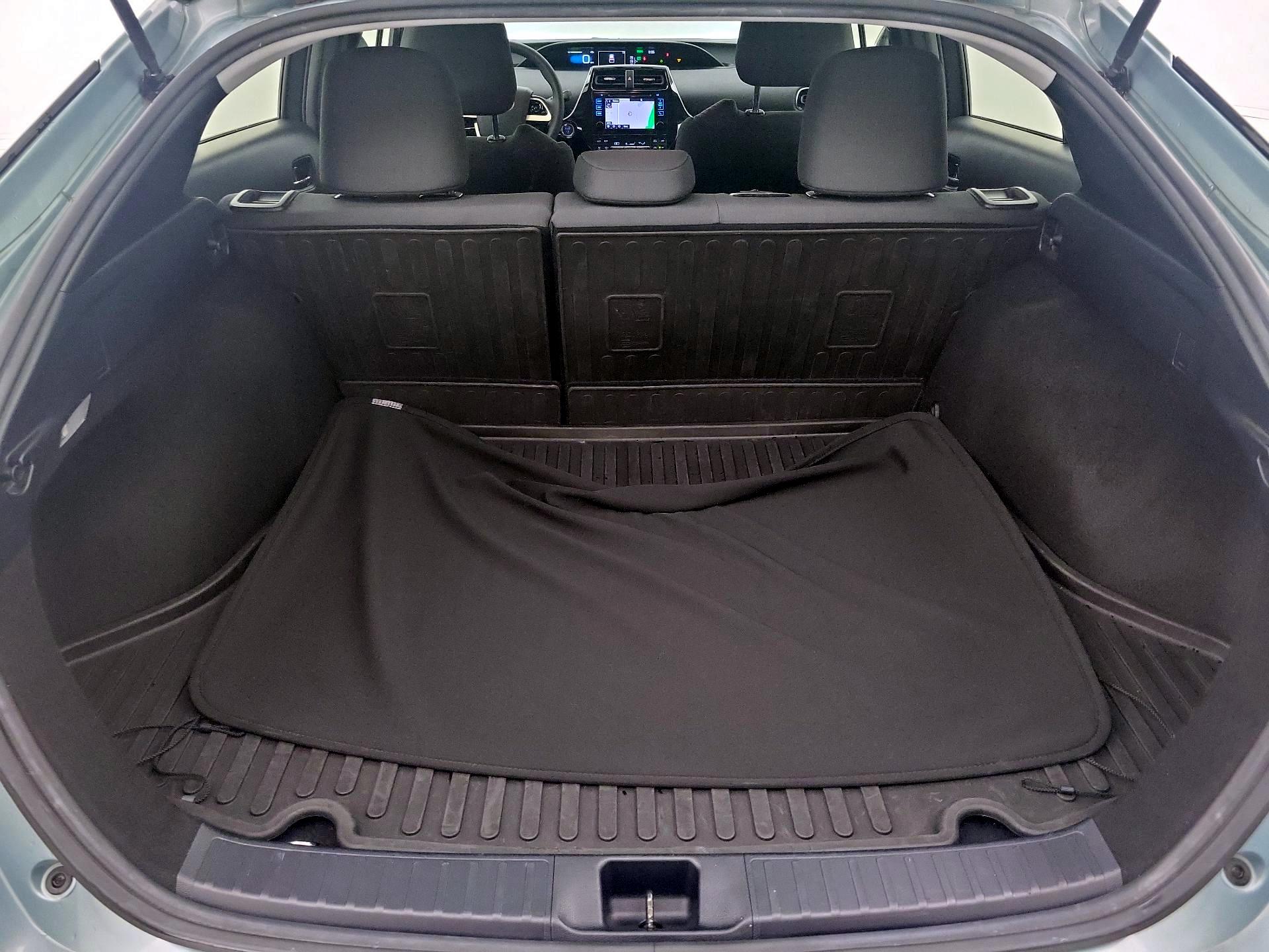 Thumbnail: 2016 Toyota Prius - 20