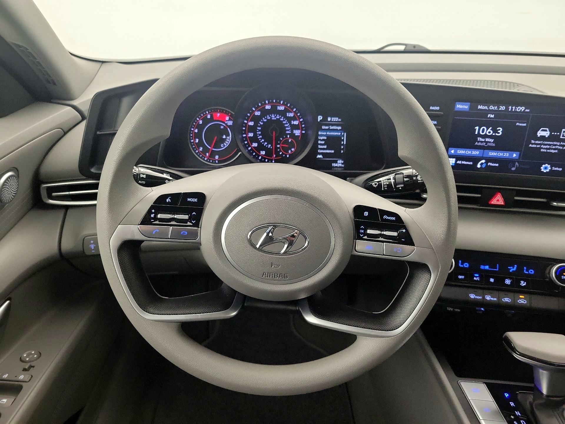 Thumbnail: 2022 Hyundai Elantra - 10