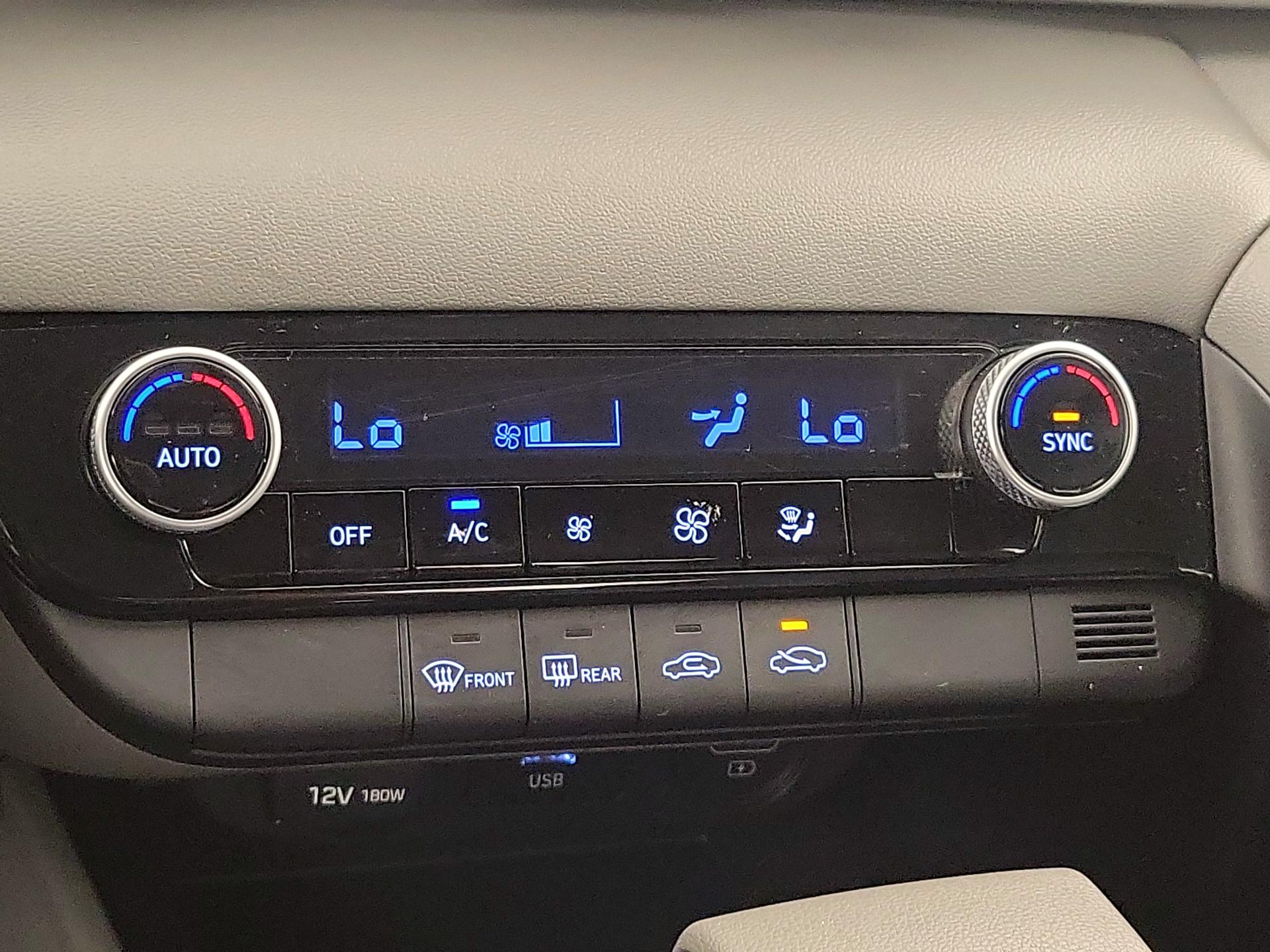 Thumbnail: 2022 Hyundai Elantra - 16
