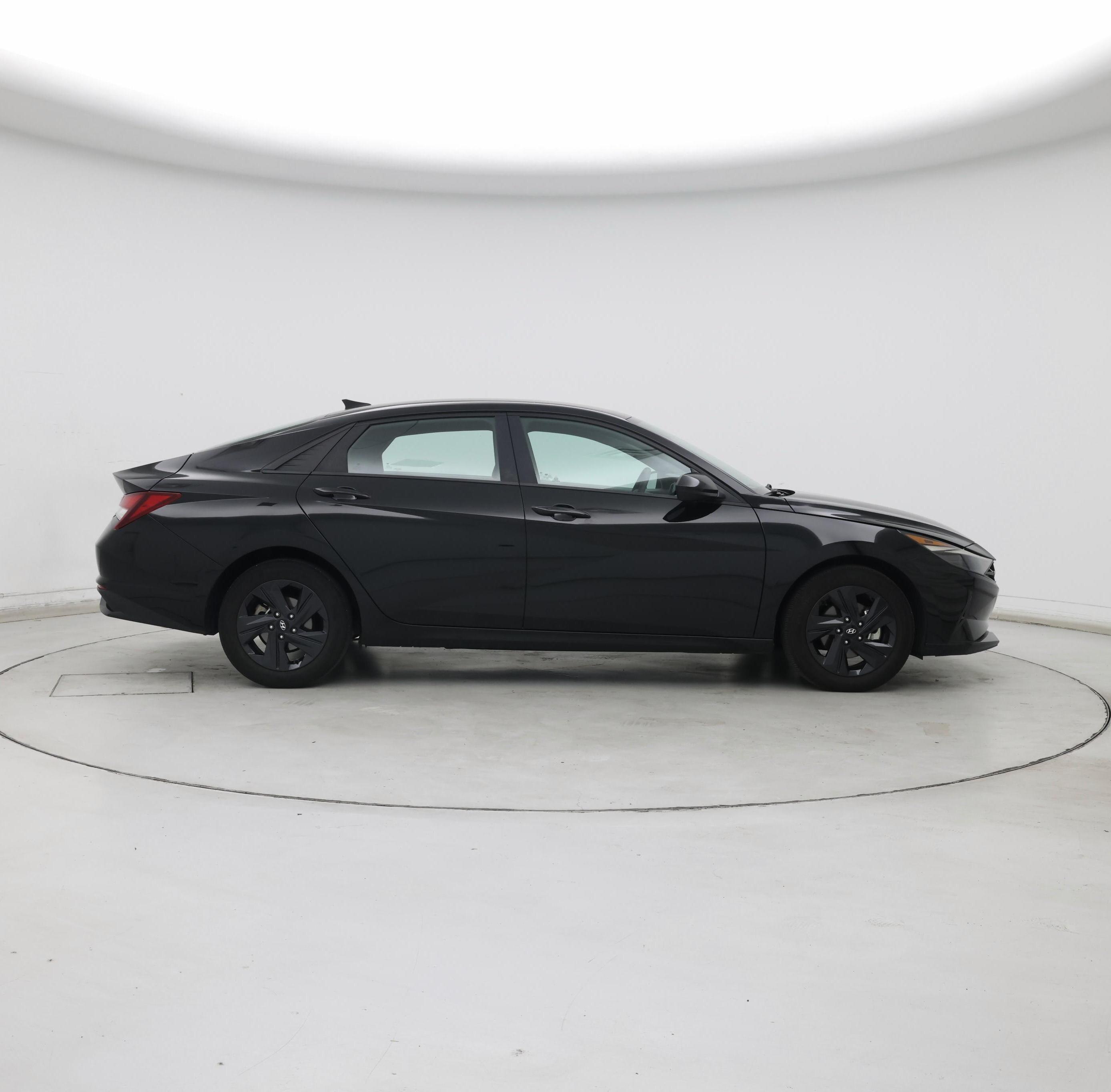 Thumbnail: 2022 Hyundai Elantra - 7