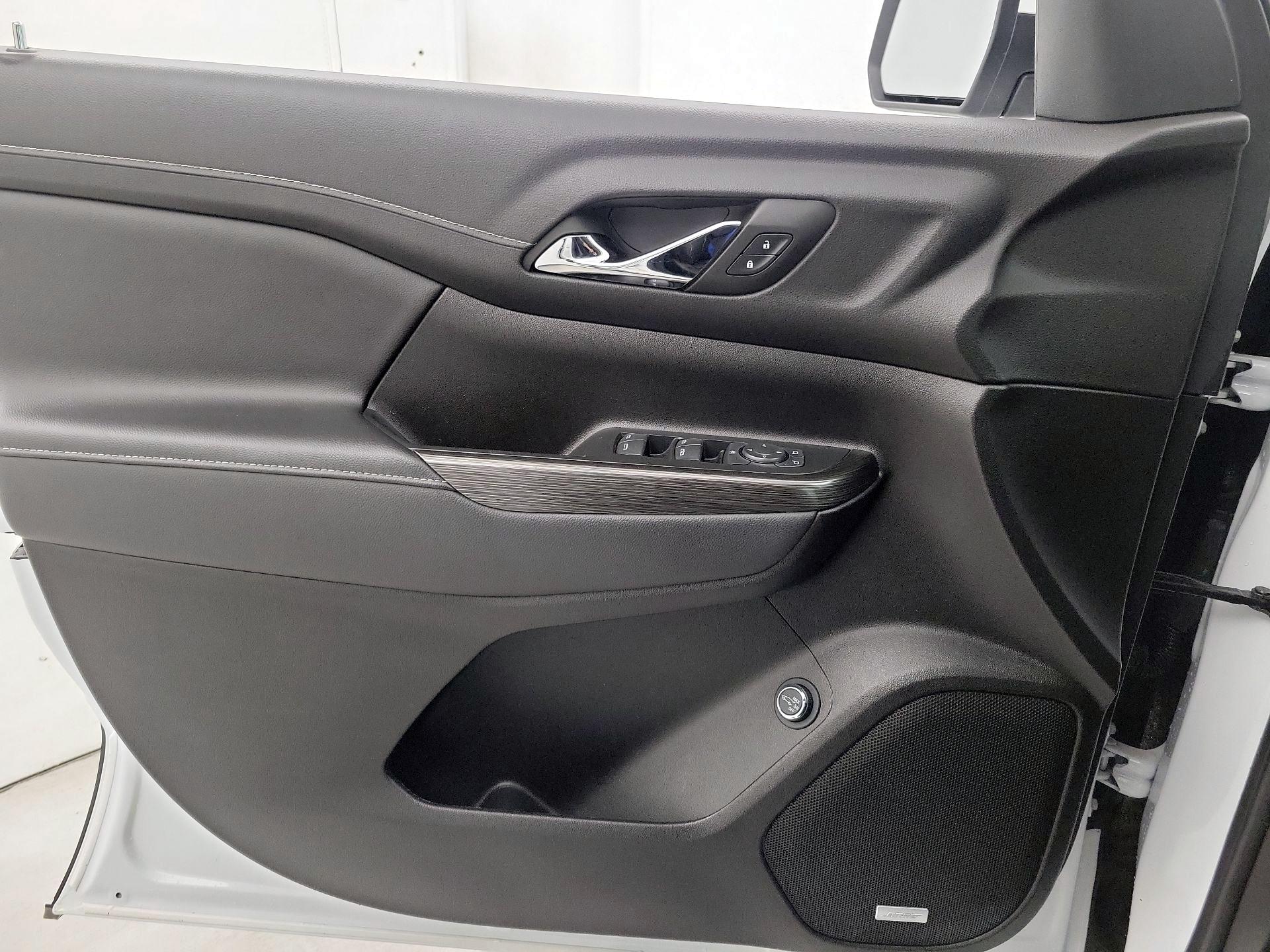 Thumbnail: 2023 GMC Acadia - 12