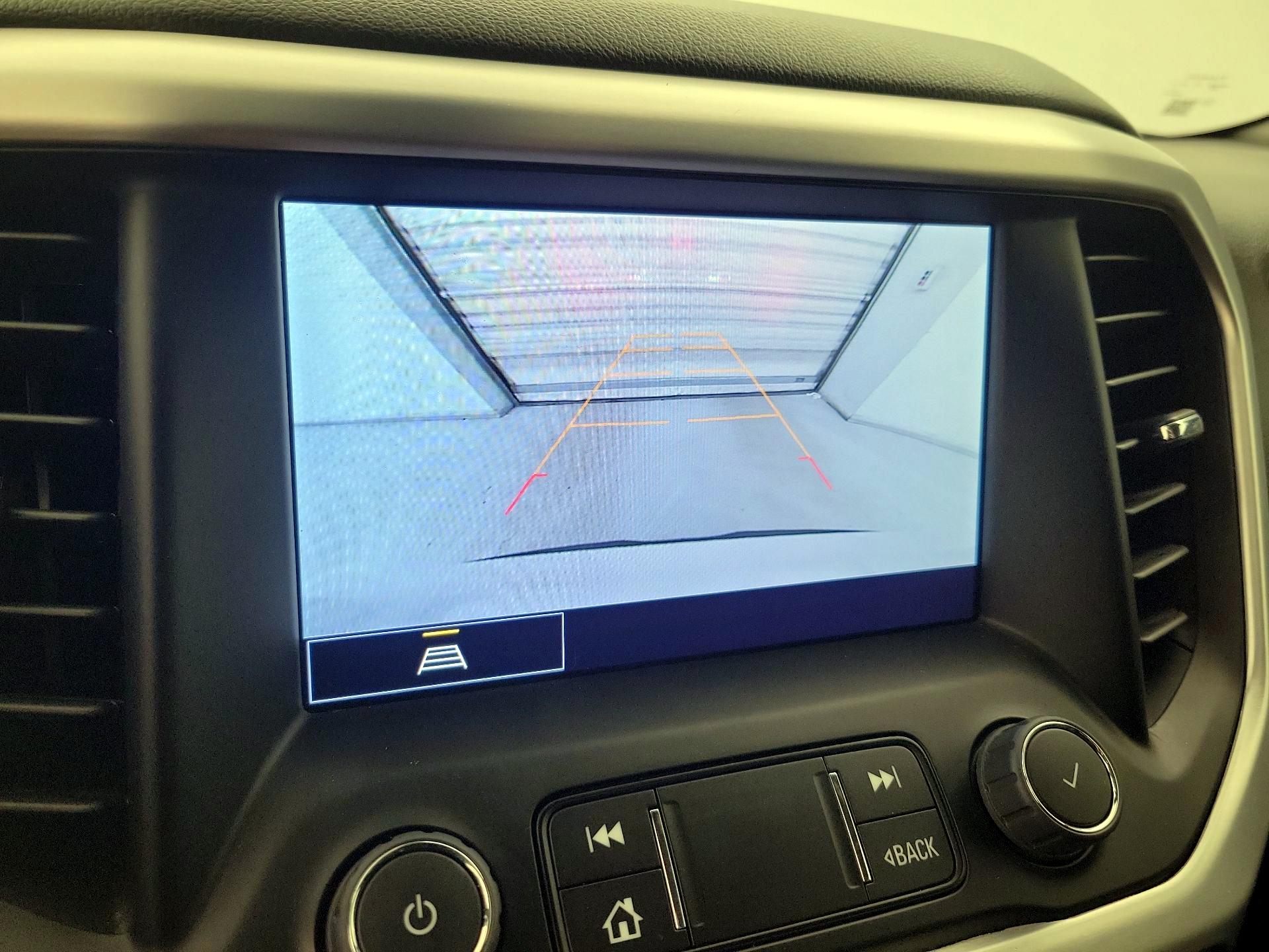 Thumbnail: 2023 GMC Acadia - 15