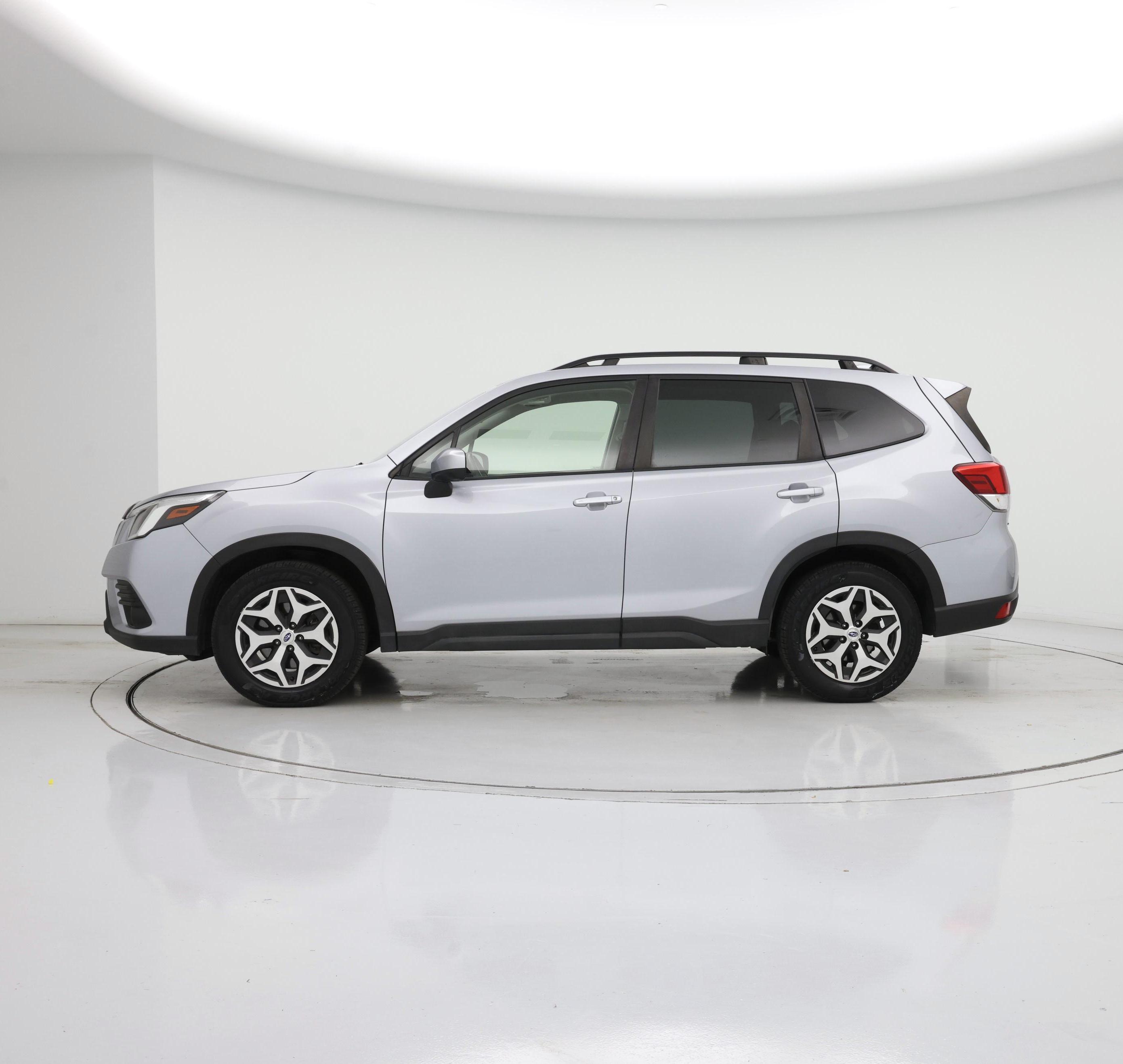 Thumbnail: 2022 Subaru Forester - 3