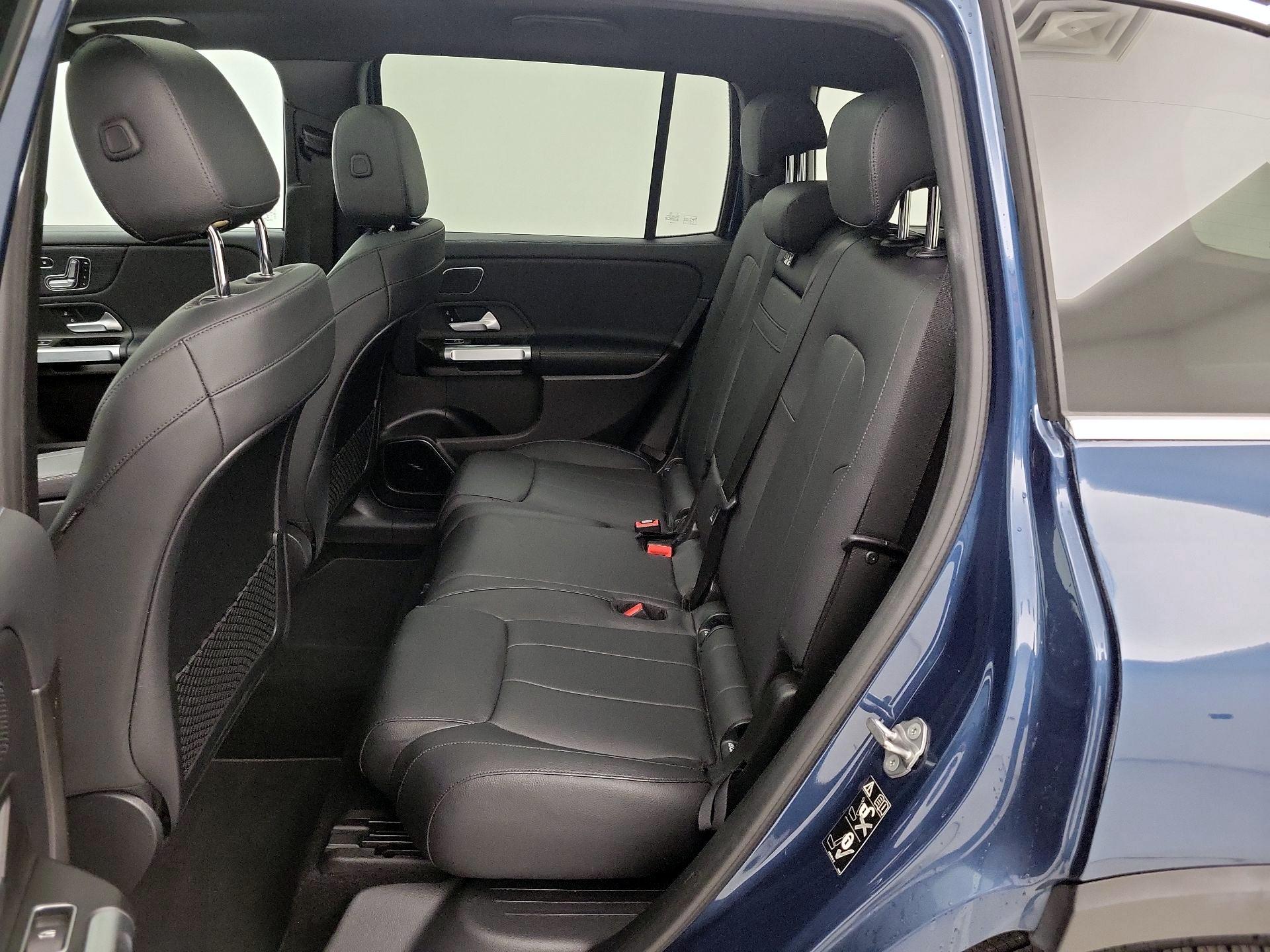 Thumbnail: 2020 Mercedes-Benz GLB - 20