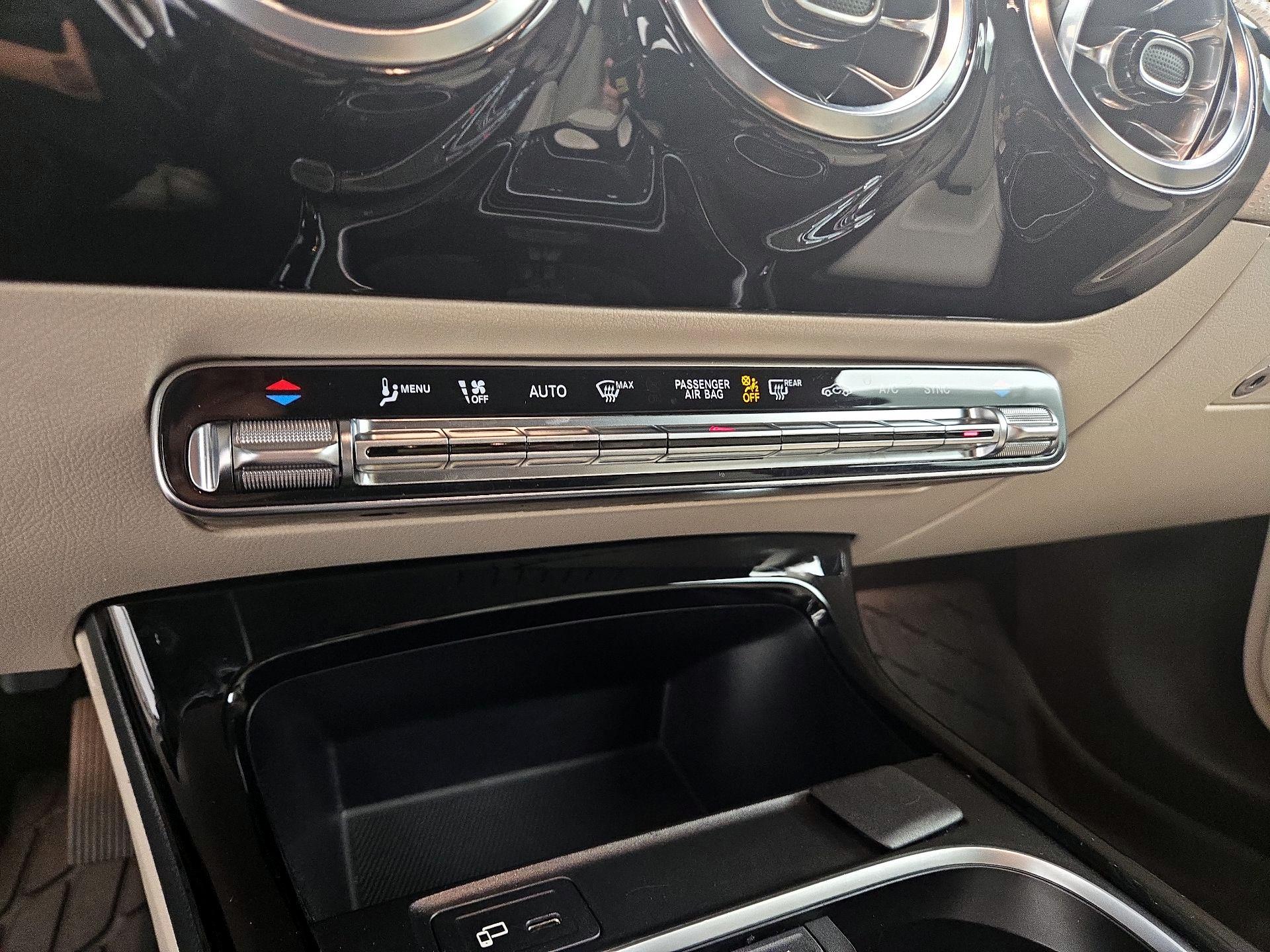 Thumbnail: 2022 Mercedes-Benz CLA - 16