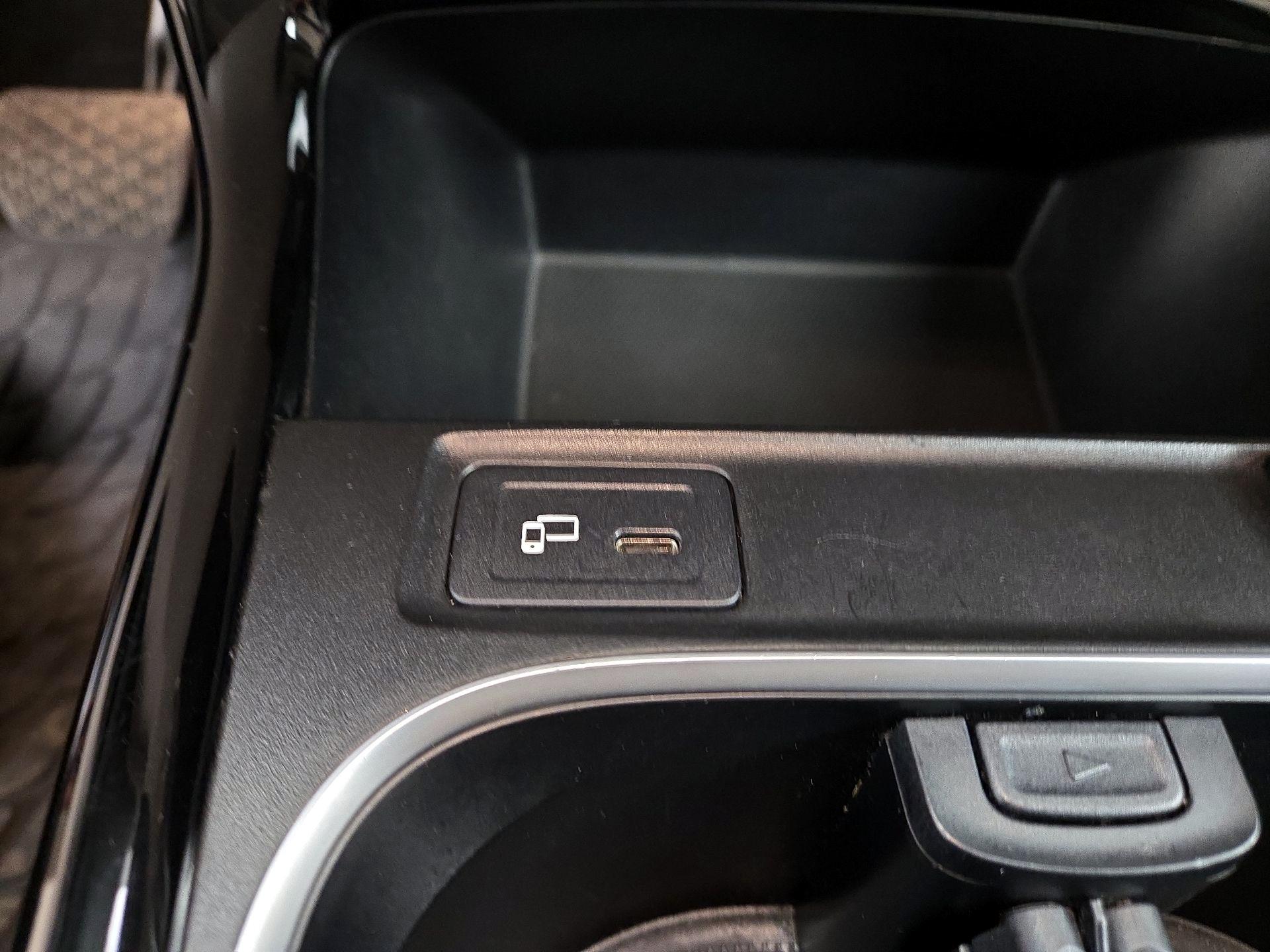 Thumbnail: 2022 Mercedes-Benz CLA - 18