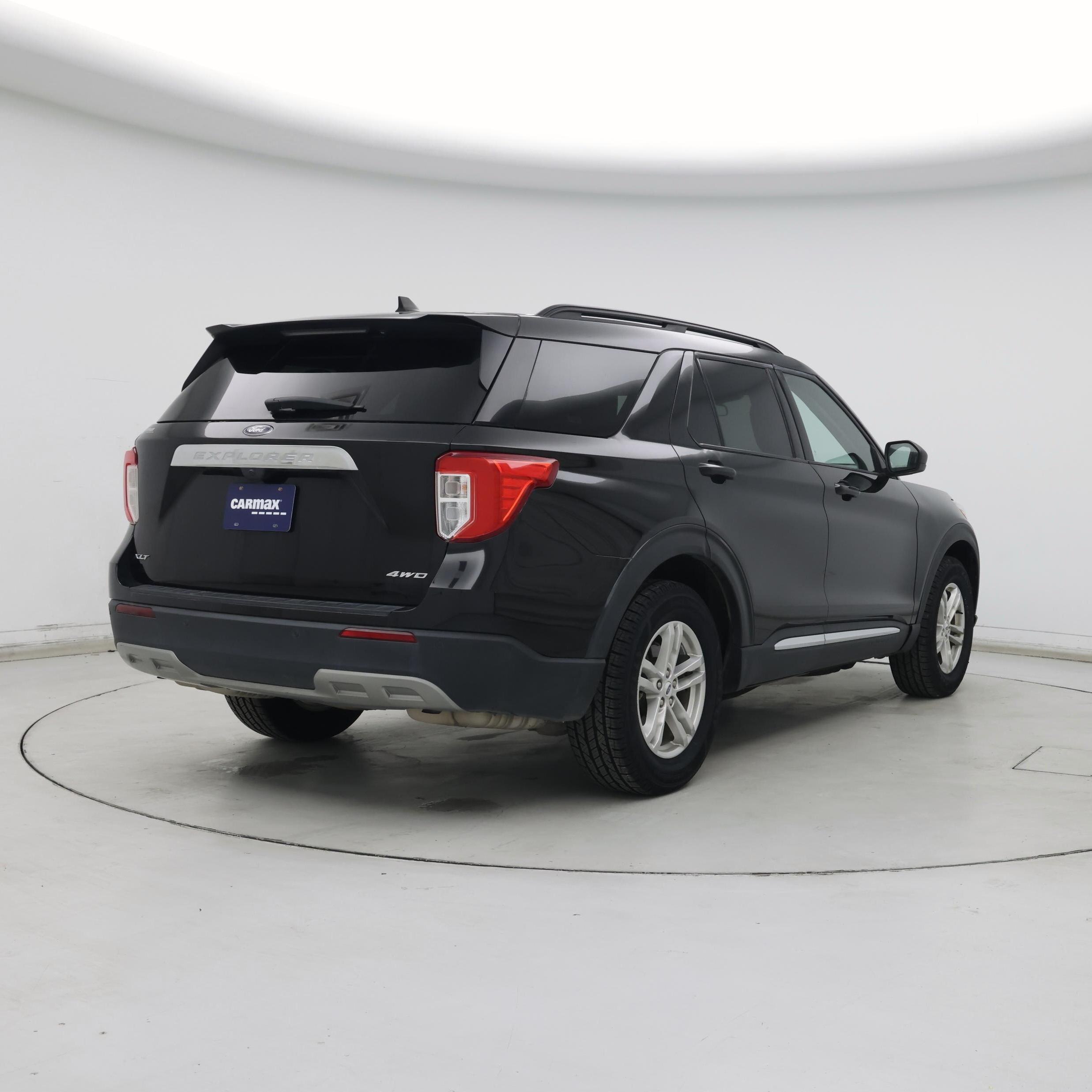 Thumbnail: 2023 Ford Explorer - 8