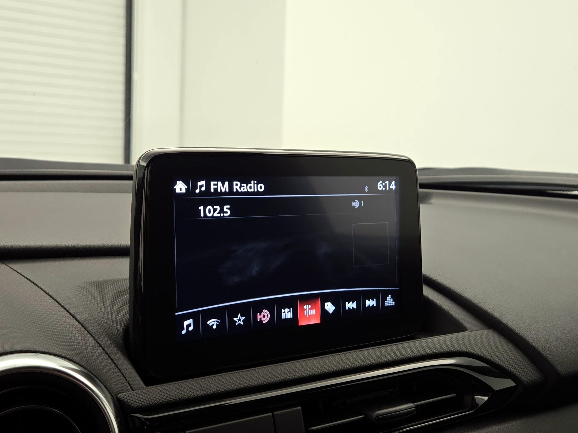 Thumbnail: 2023 Mazda MX-5 Miata - 15