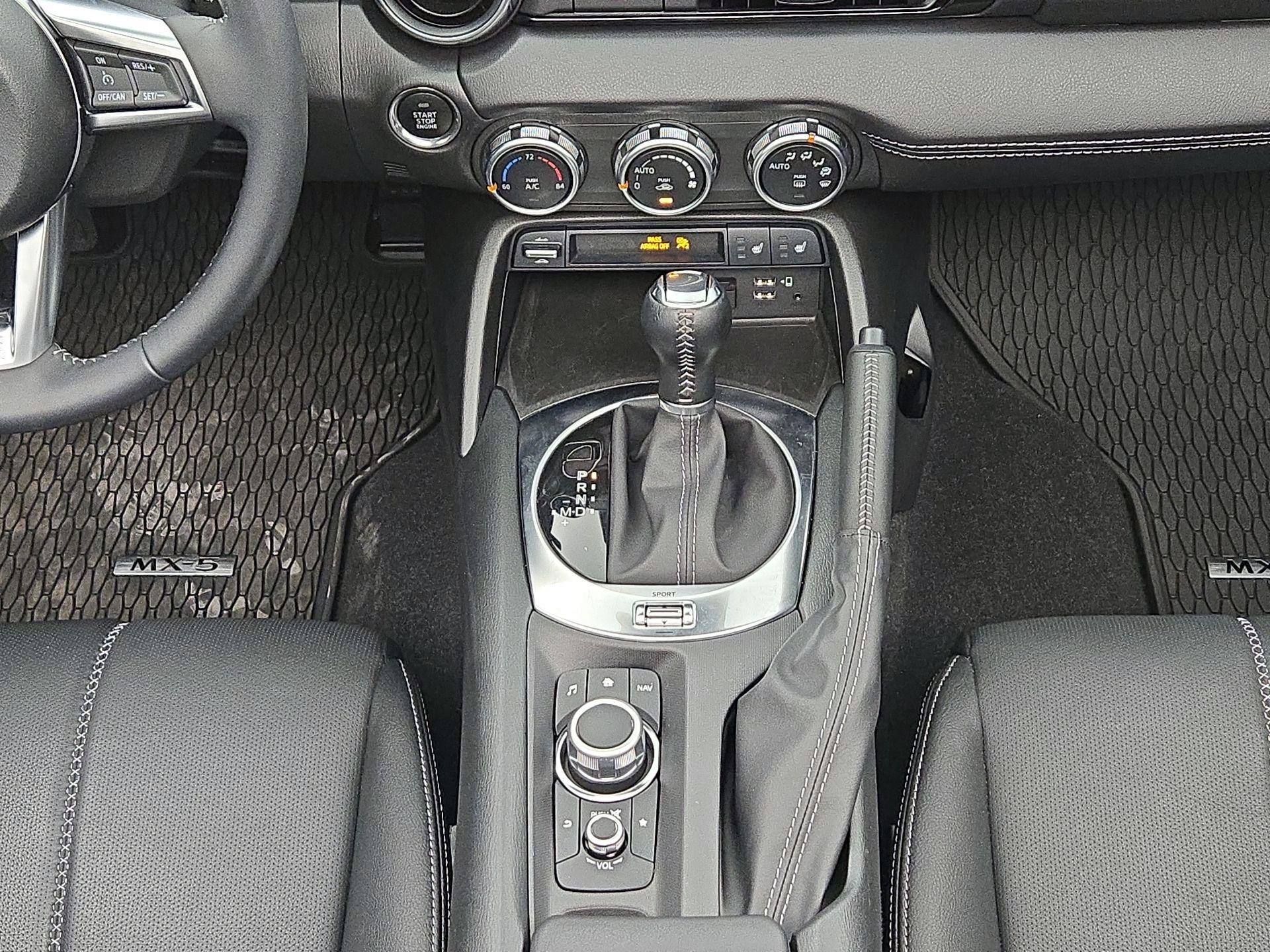 Thumbnail: 2023 Mazda MX-5 Miata - 17