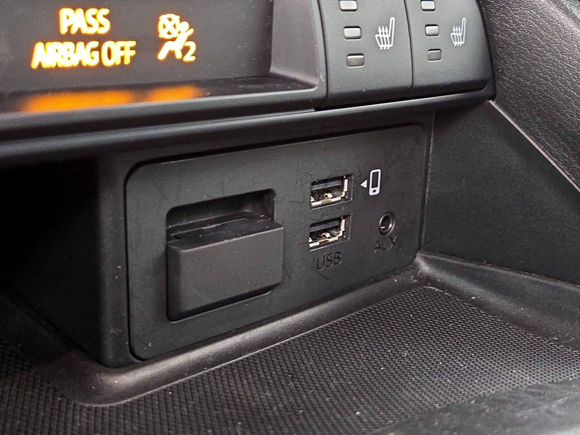 Thumbnail: 2023 Mazda MX-5 Miata - 18