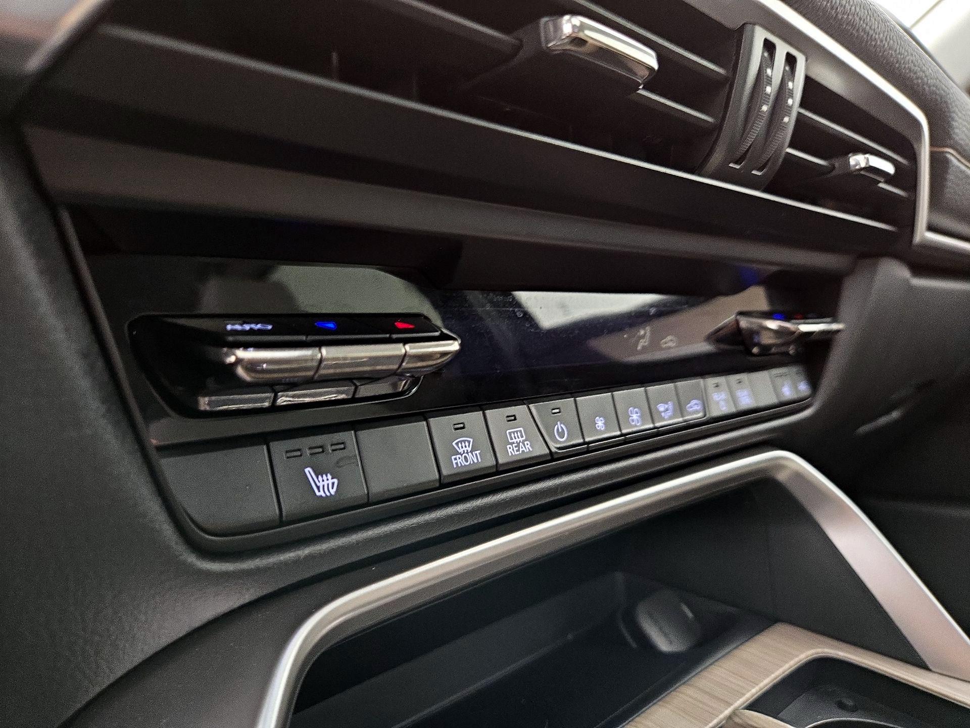 Thumbnail: 2024 Mazda CX-90 - 16