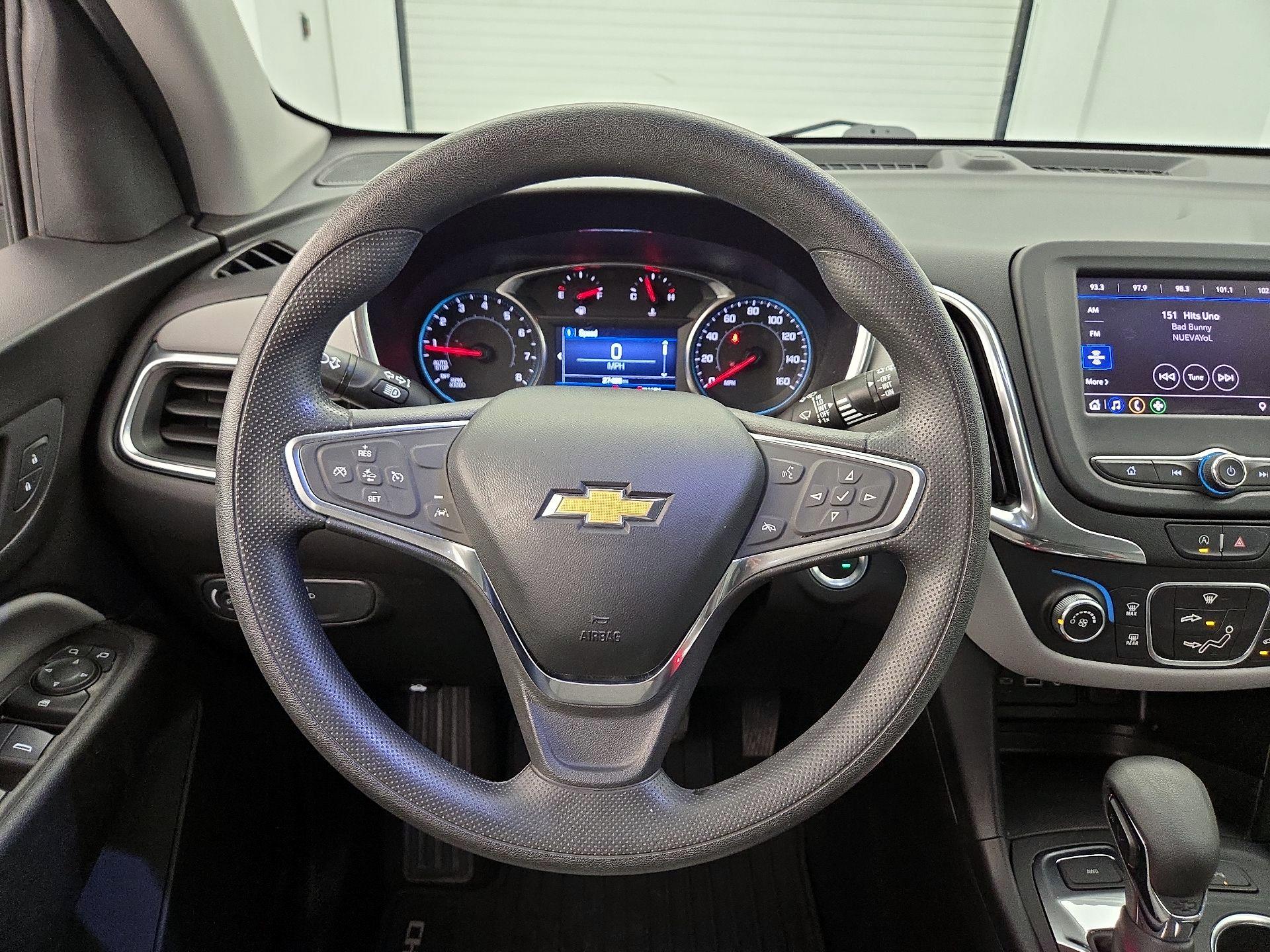 Thumbnail: 2022 Chevrolet Equinox - 10