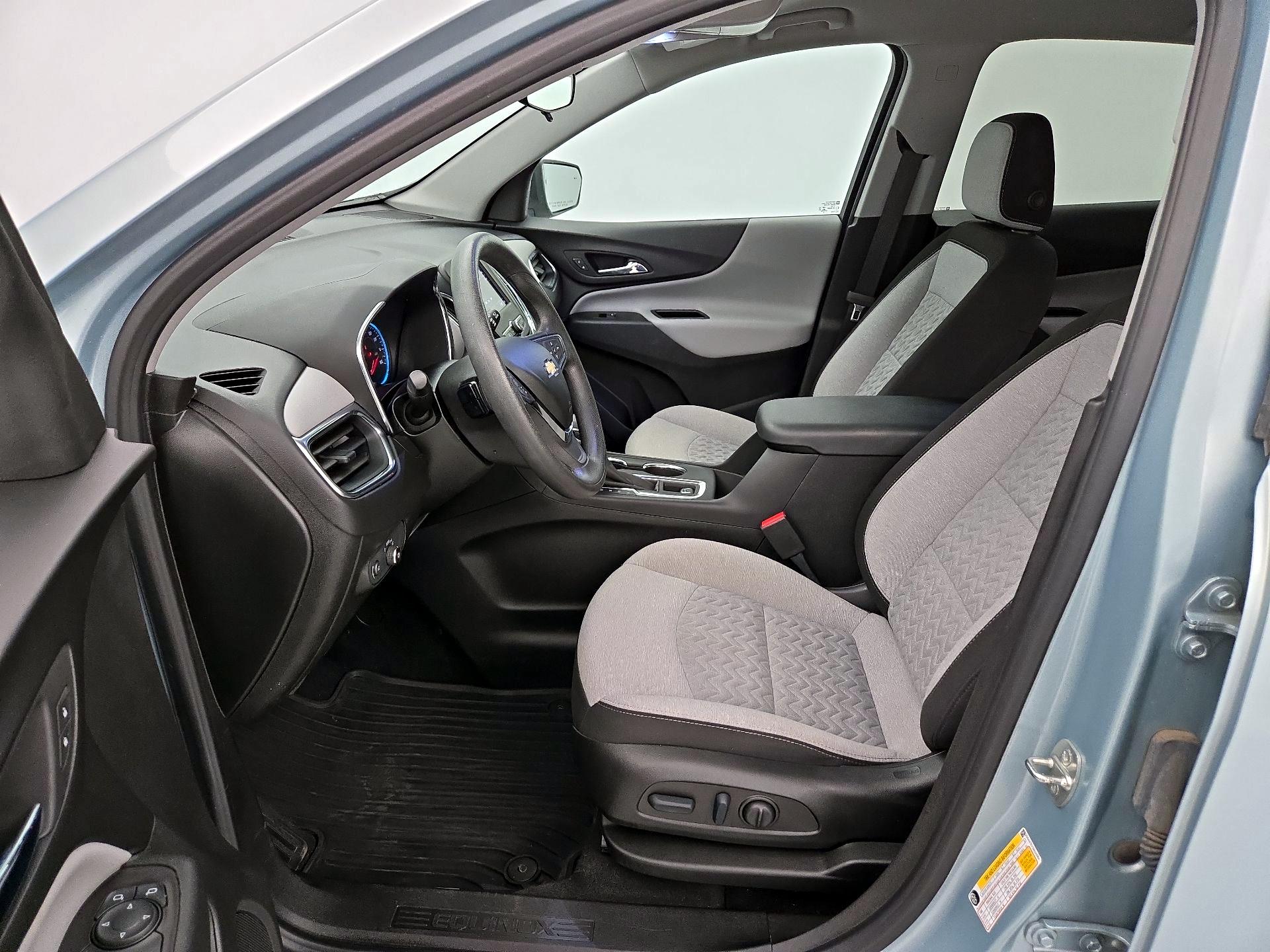 Thumbnail: 2022 Chevrolet Equinox - 11