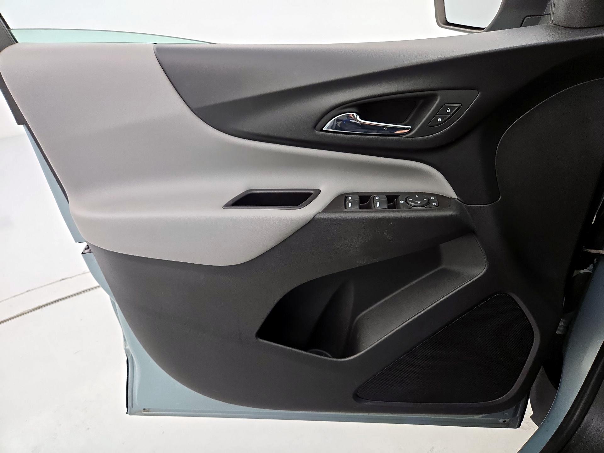 Thumbnail: 2022 Chevrolet Equinox - 12