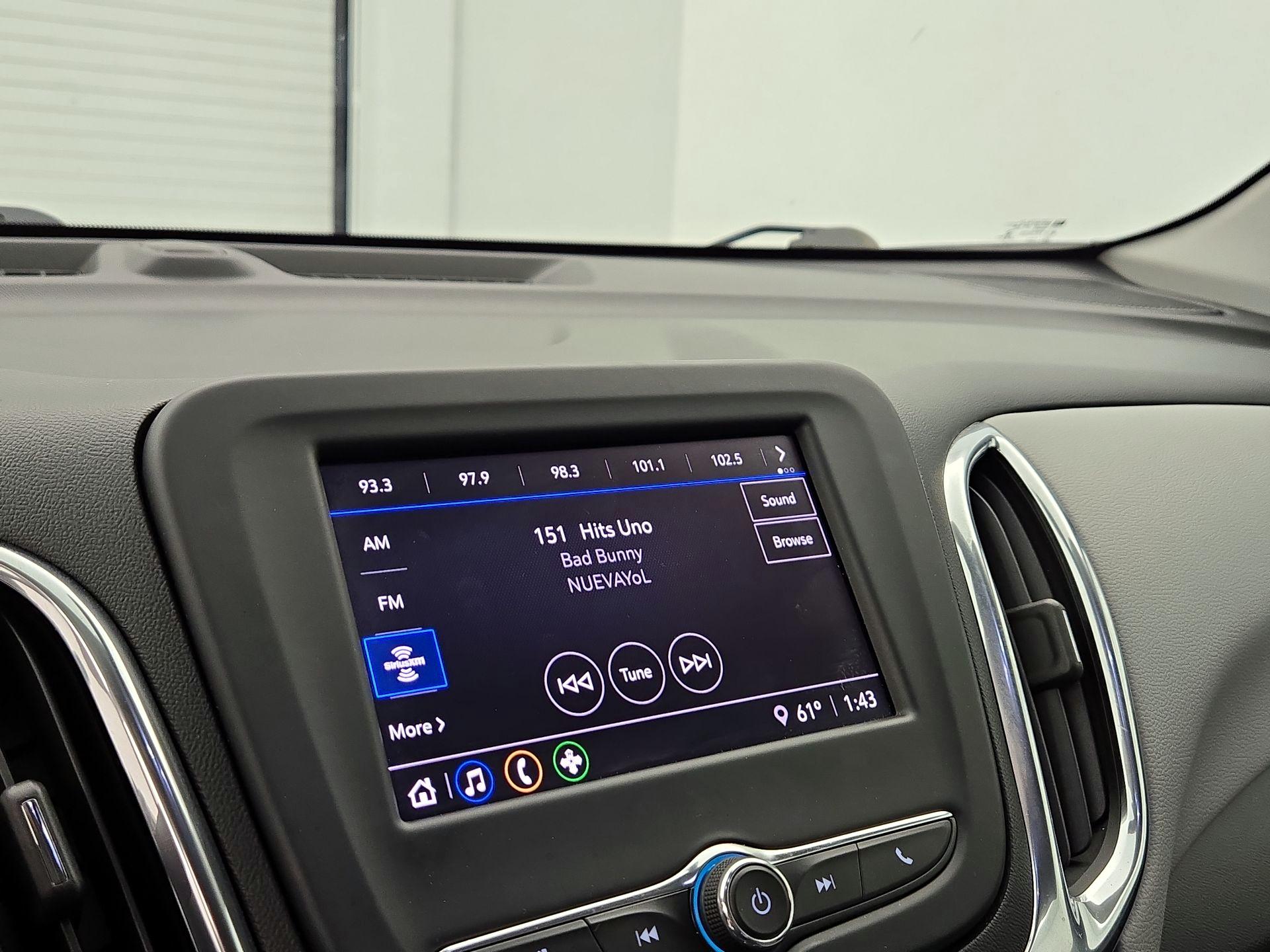 Thumbnail: 2022 Chevrolet Equinox - 15