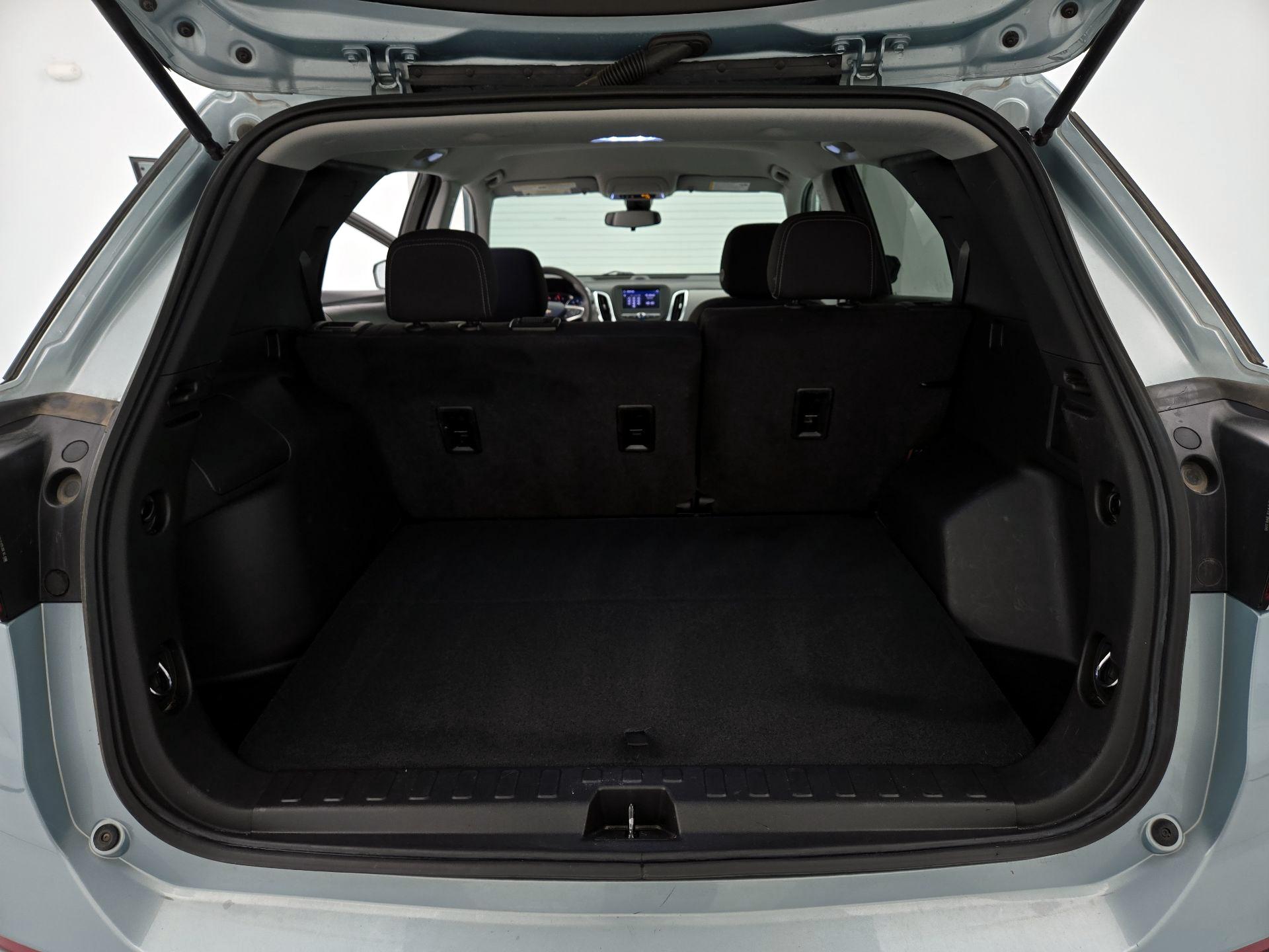 Thumbnail: 2022 Chevrolet Equinox - 20