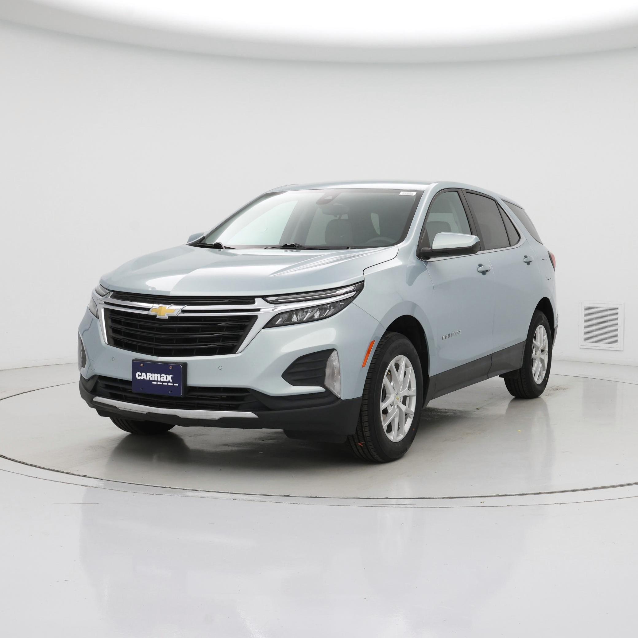 Thumbnail: 2022 Chevrolet Equinox - 4