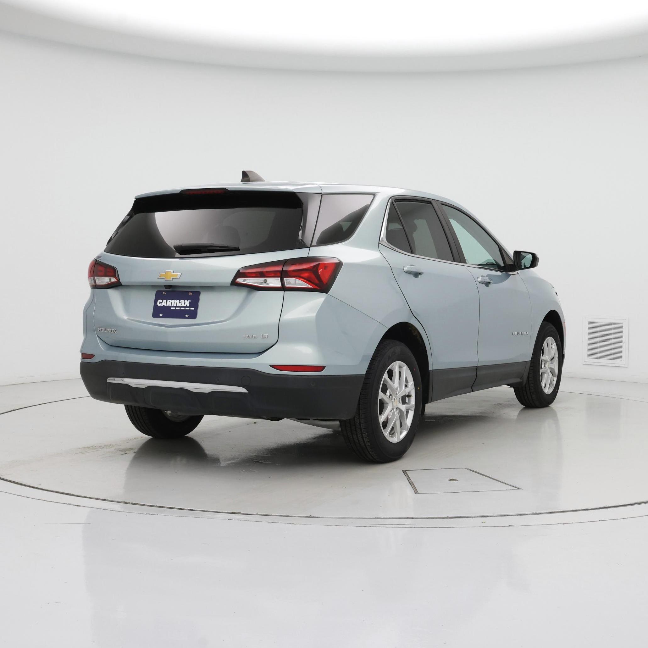 Thumbnail: 2022 Chevrolet Equinox - 8