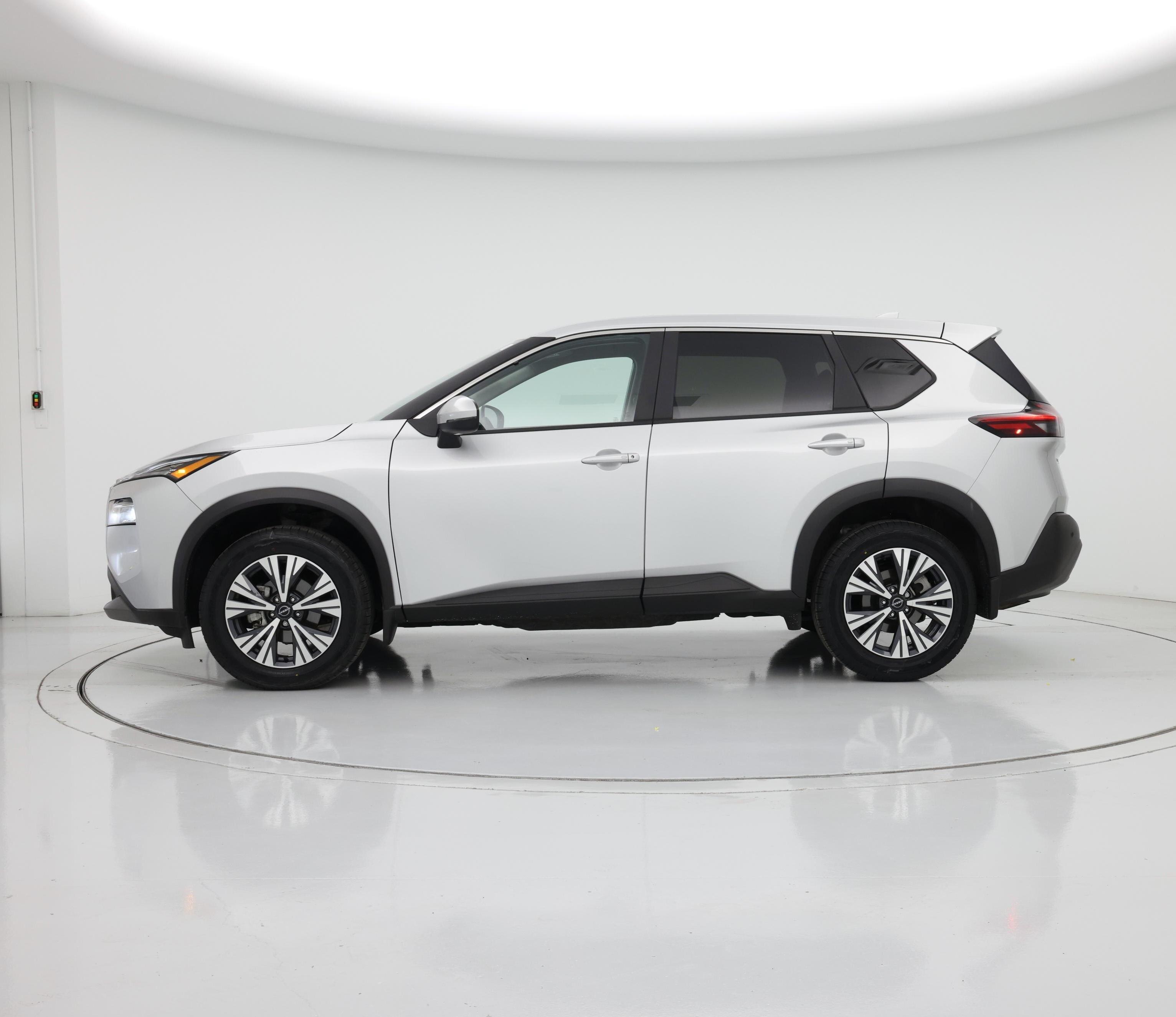 Thumbnail: 2023 Nissan Rogue - 3