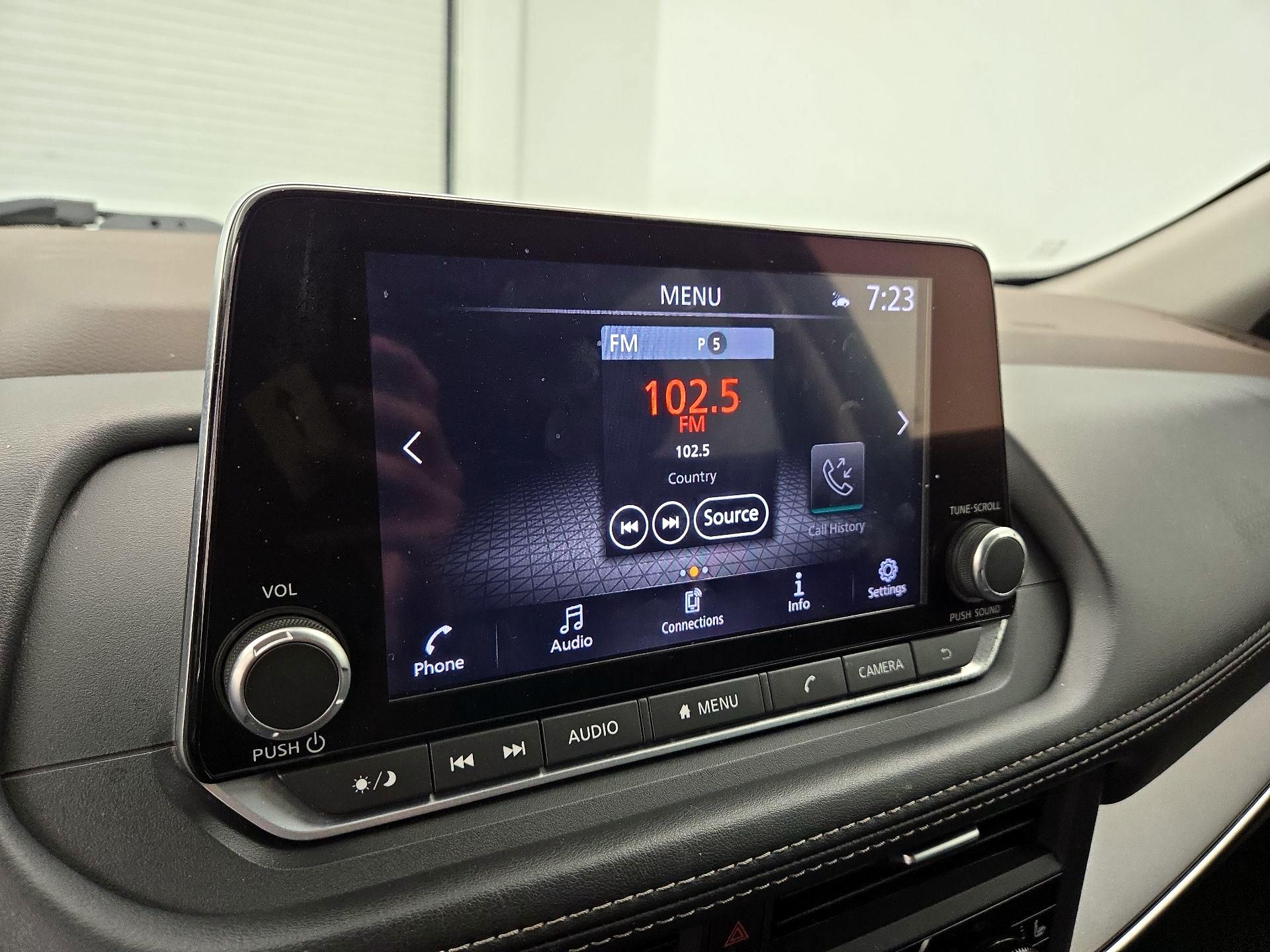 Thumbnail: 2023 Nissan Rogue - 15