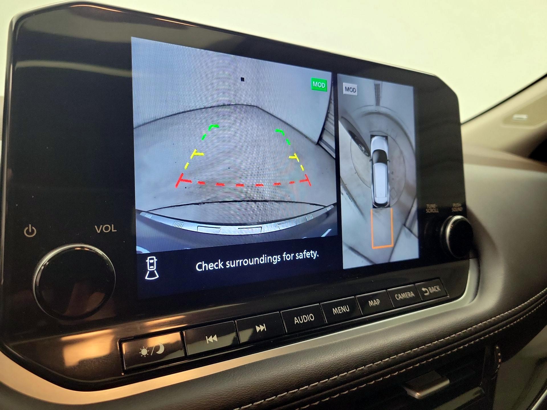 Thumbnail: 2023 Nissan Rogue - 15