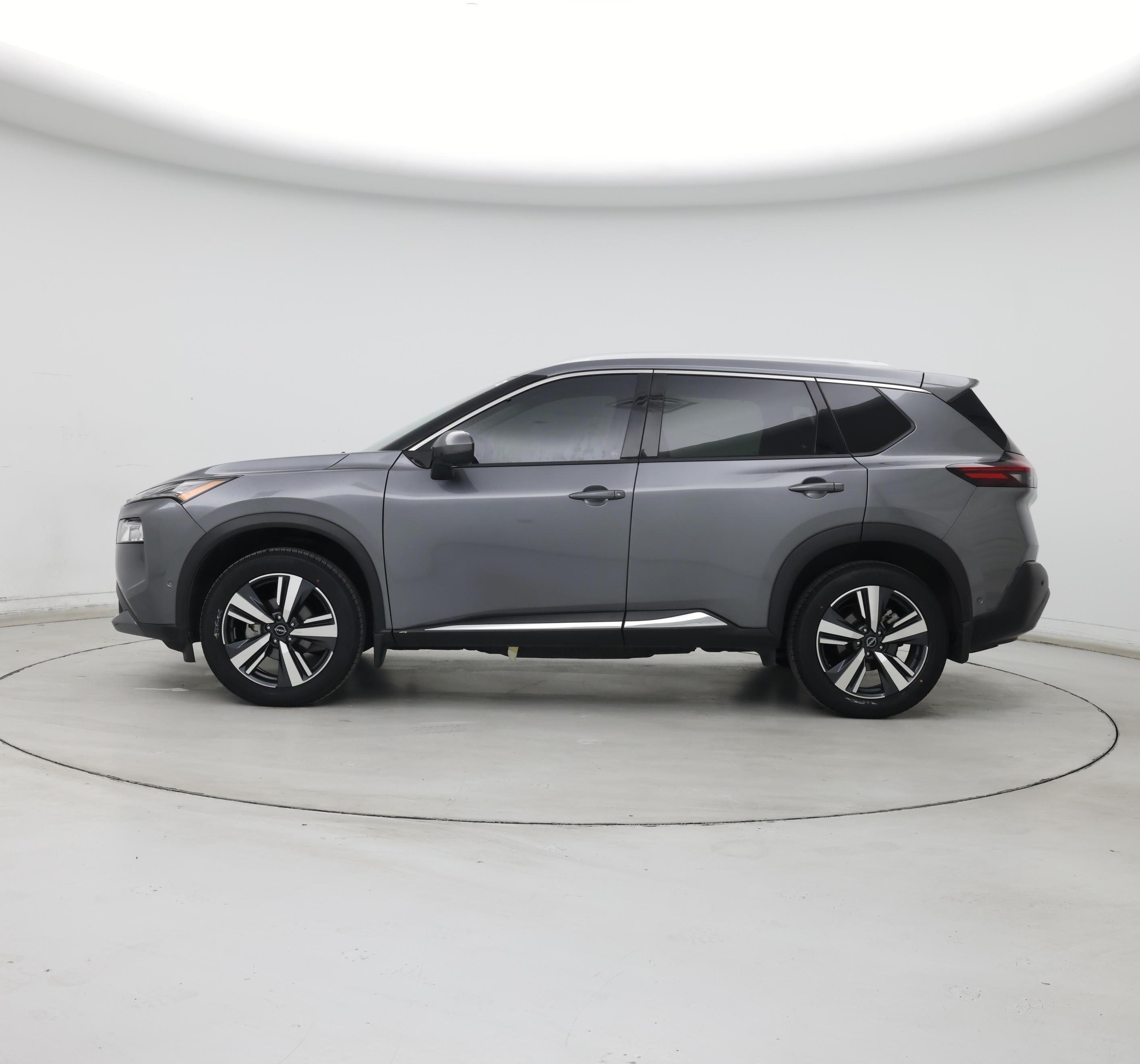 Thumbnail: 2023 Nissan Rogue - 3