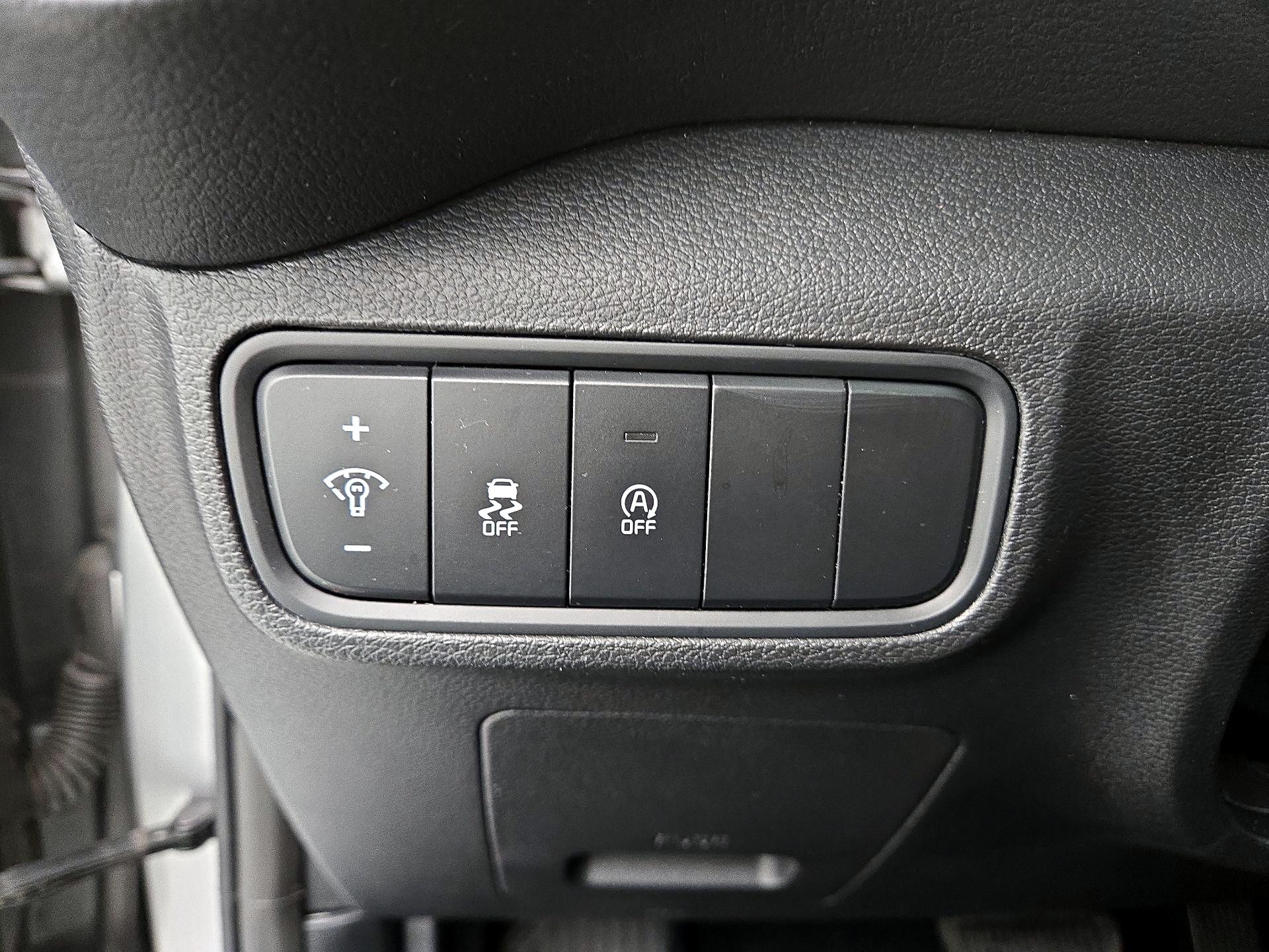 Thumbnail: 2023 Kia Soul - 13