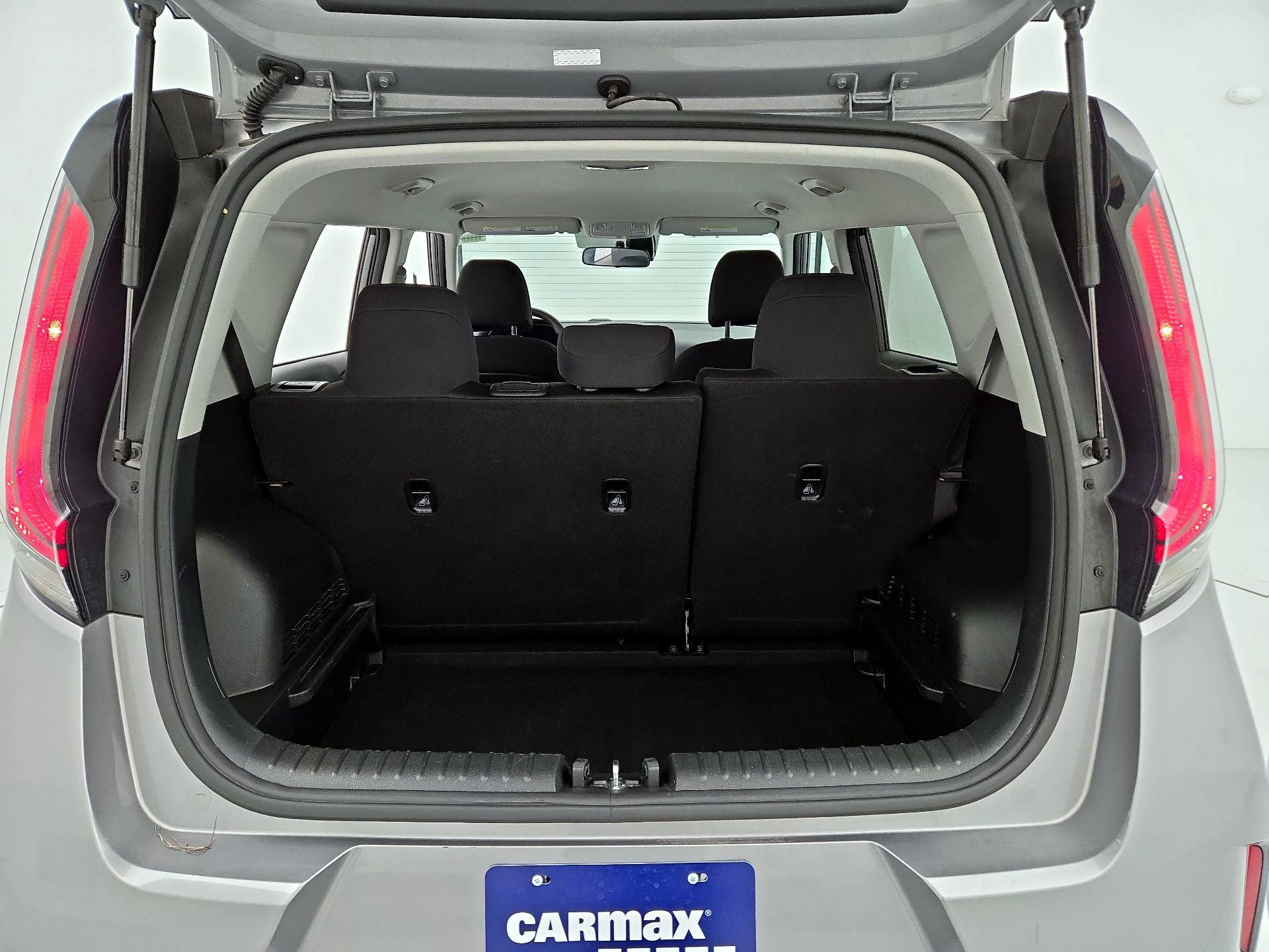 Thumbnail: 2023 Kia Soul - 20