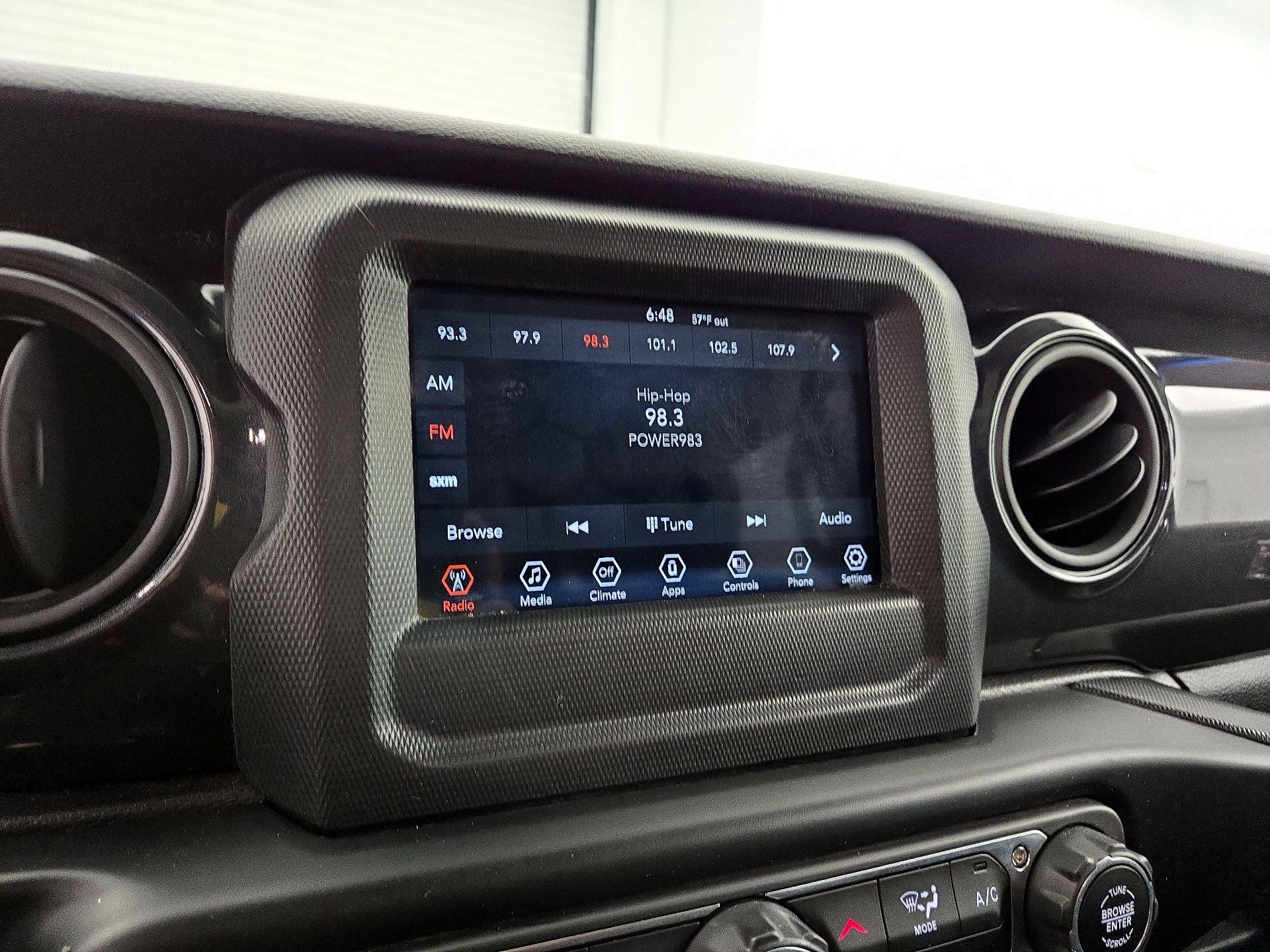 Thumbnail: 2022 Jeep Wrangler - 15