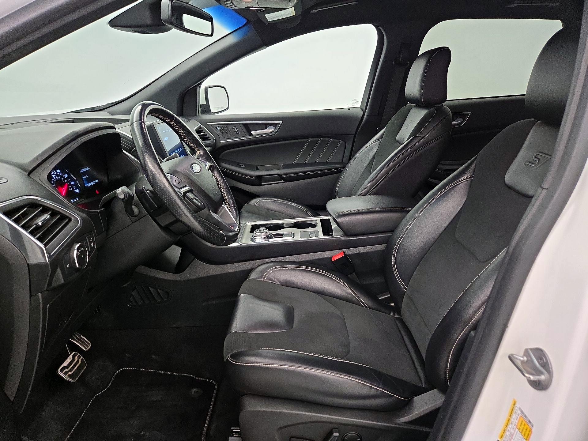 Thumbnail: 2022 Ford Edge - 11