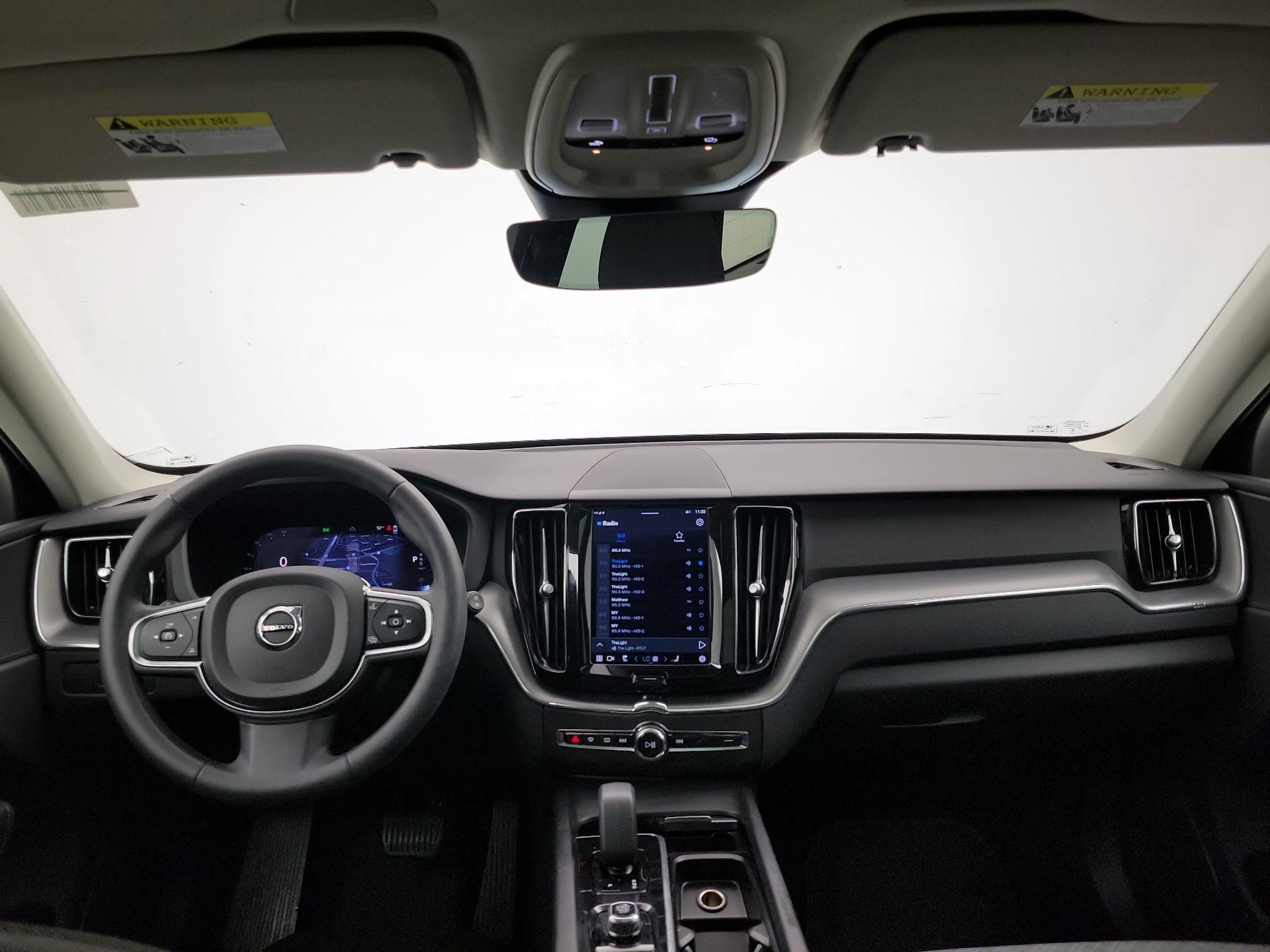 Thumbnail: 2023 Volvo XC60 - 9