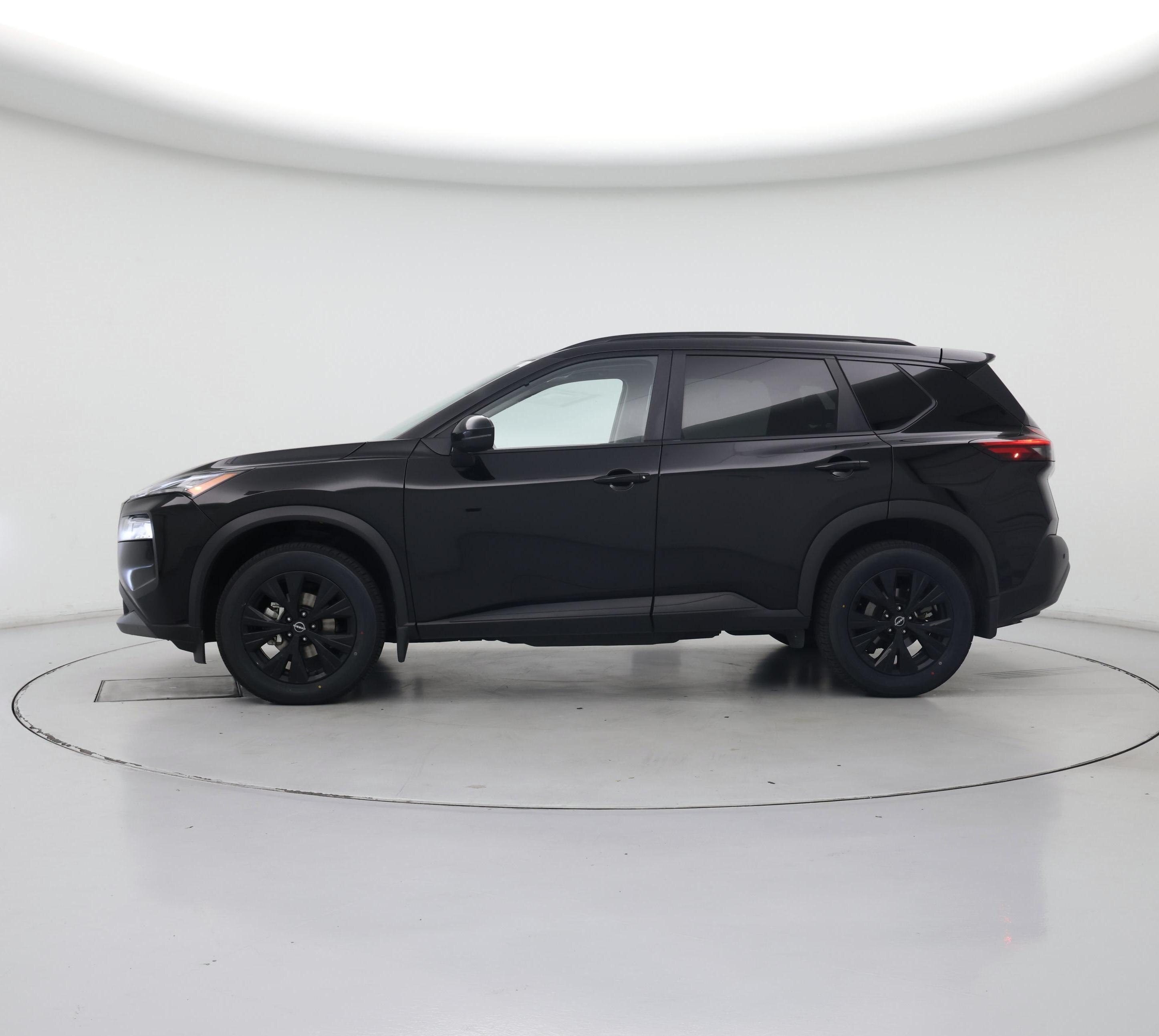 Thumbnail: 2022 Nissan Rogue - 3