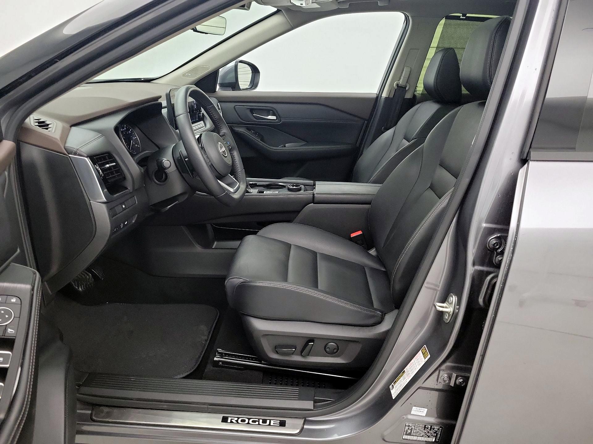 Thumbnail: 2023 Nissan Rogue - 11