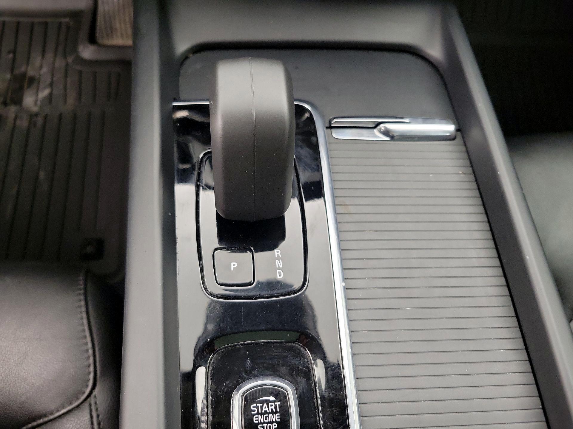 Thumbnail: 2024 Volvo XC60 - 18