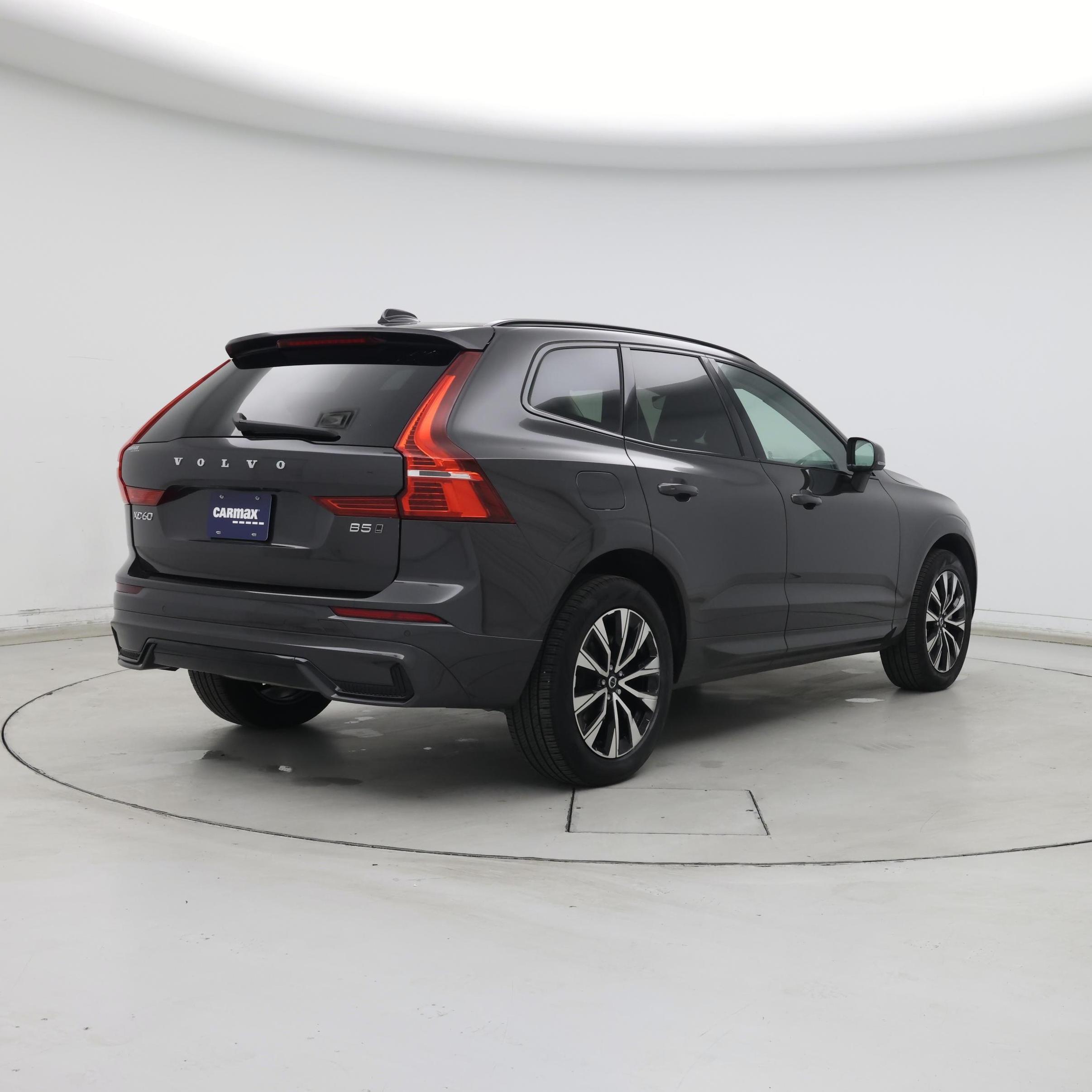 Thumbnail: 2024 Volvo XC60 - 8