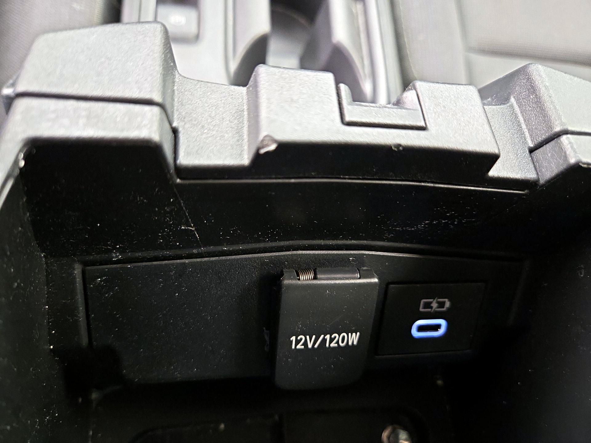 Thumbnail: 2024 Toyota Corolla - 18