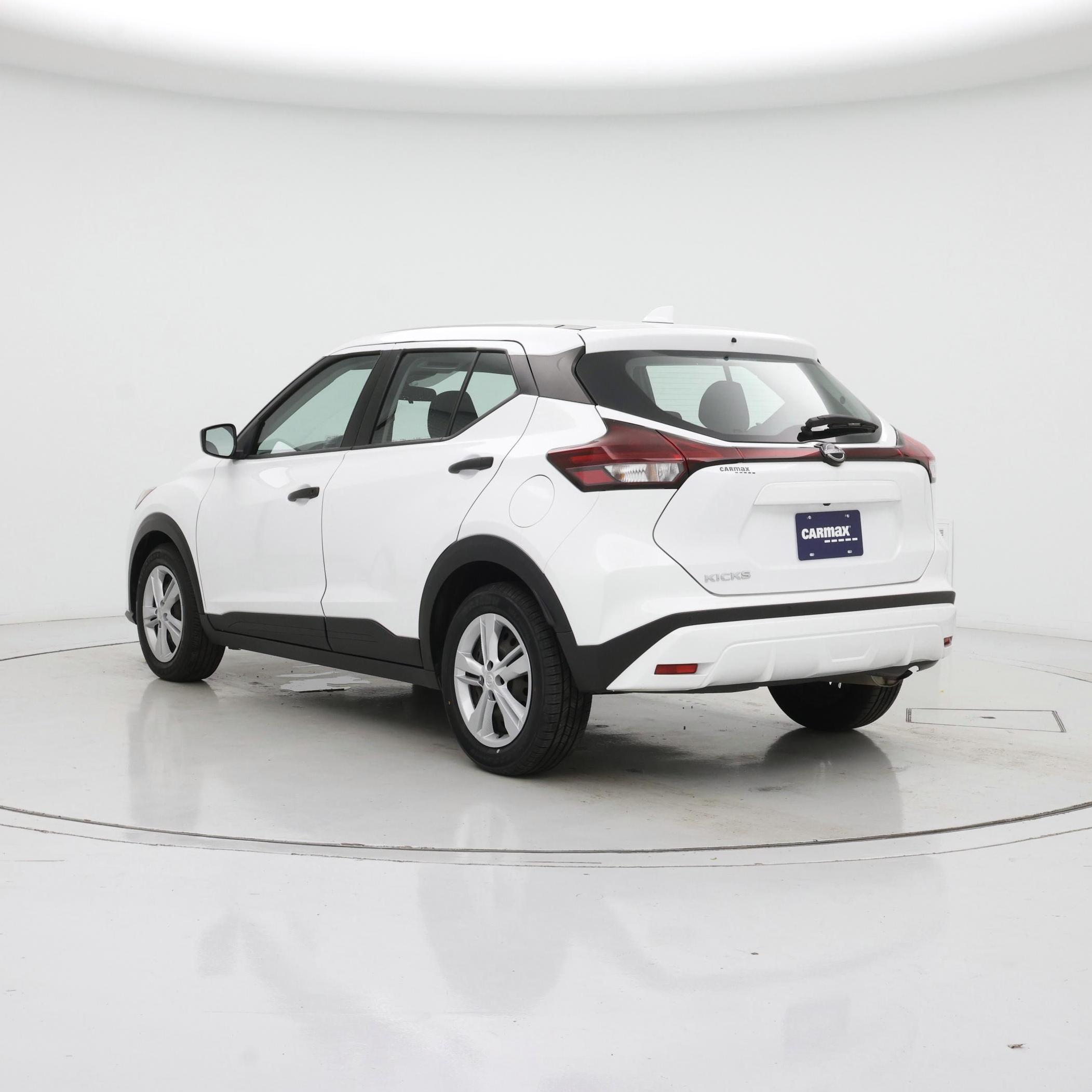 Thumbnail: 2022 Nissan Kicks - 2