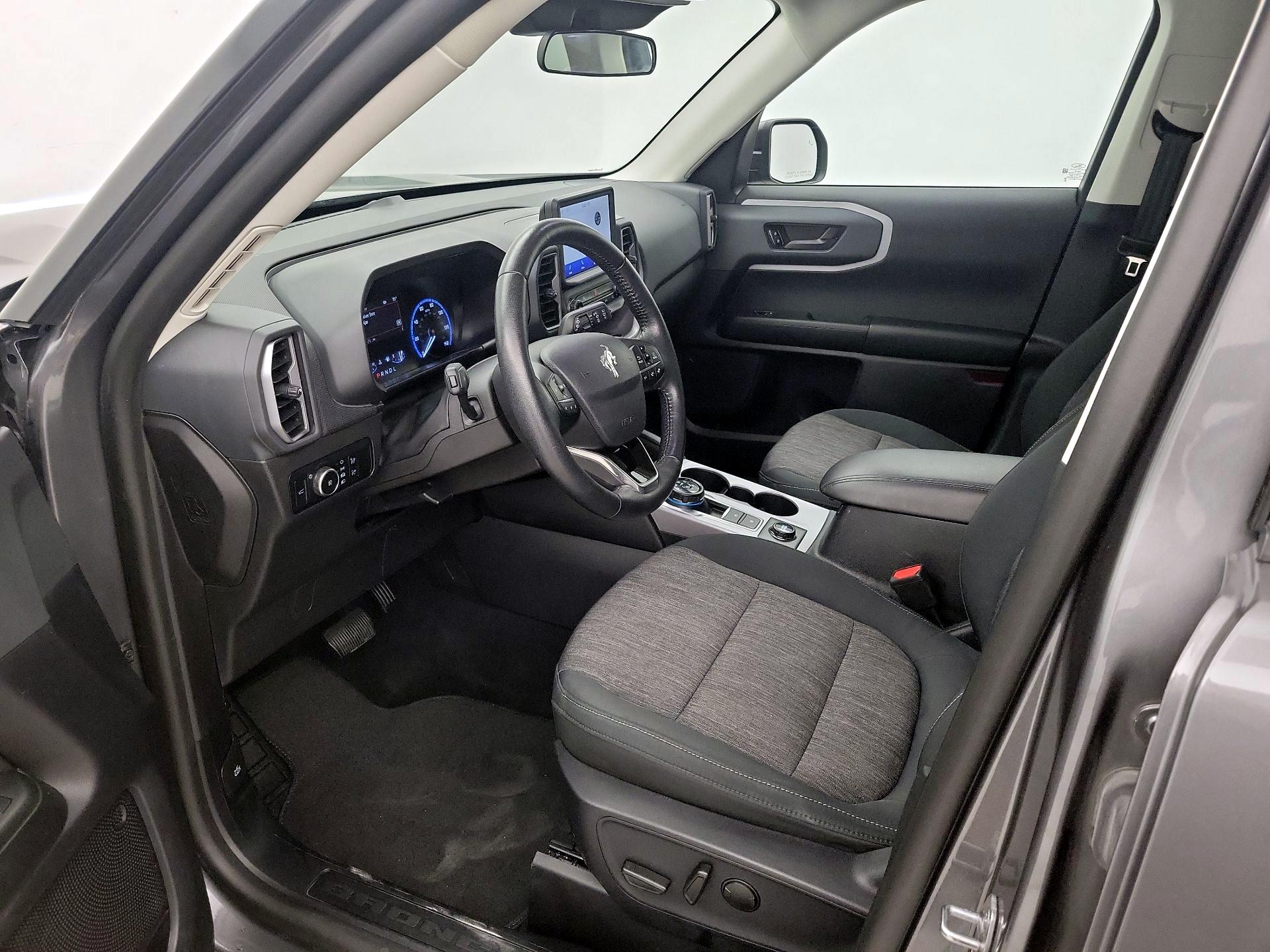 Thumbnail: 2023 Ford Bronco Sport - 11