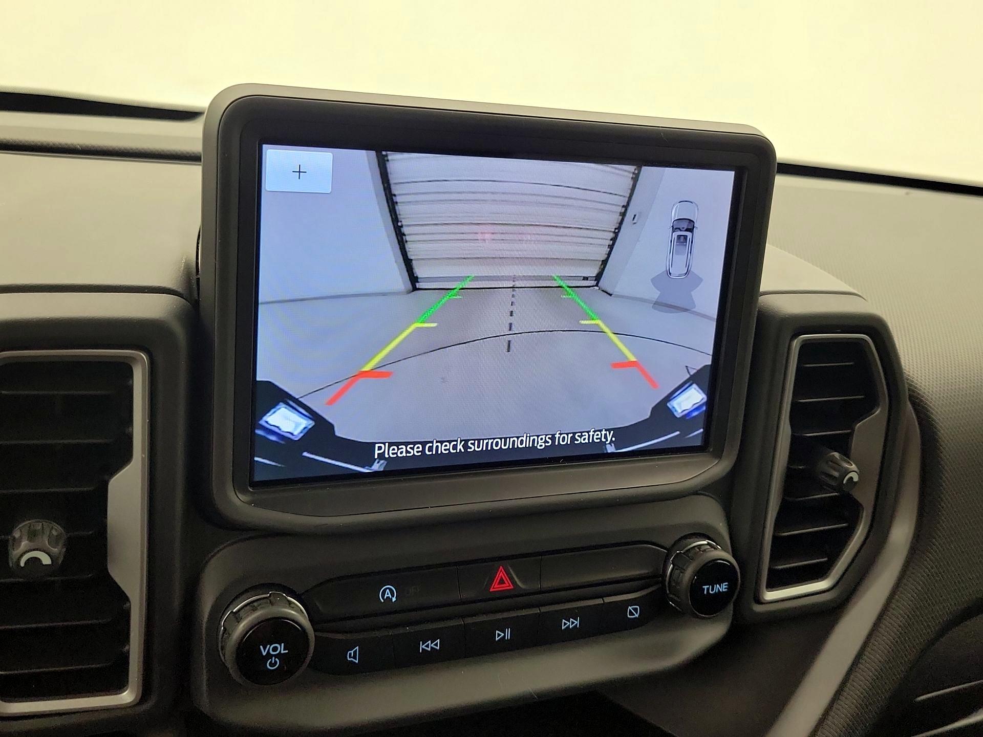 Thumbnail: 2023 Ford Bronco Sport - 14