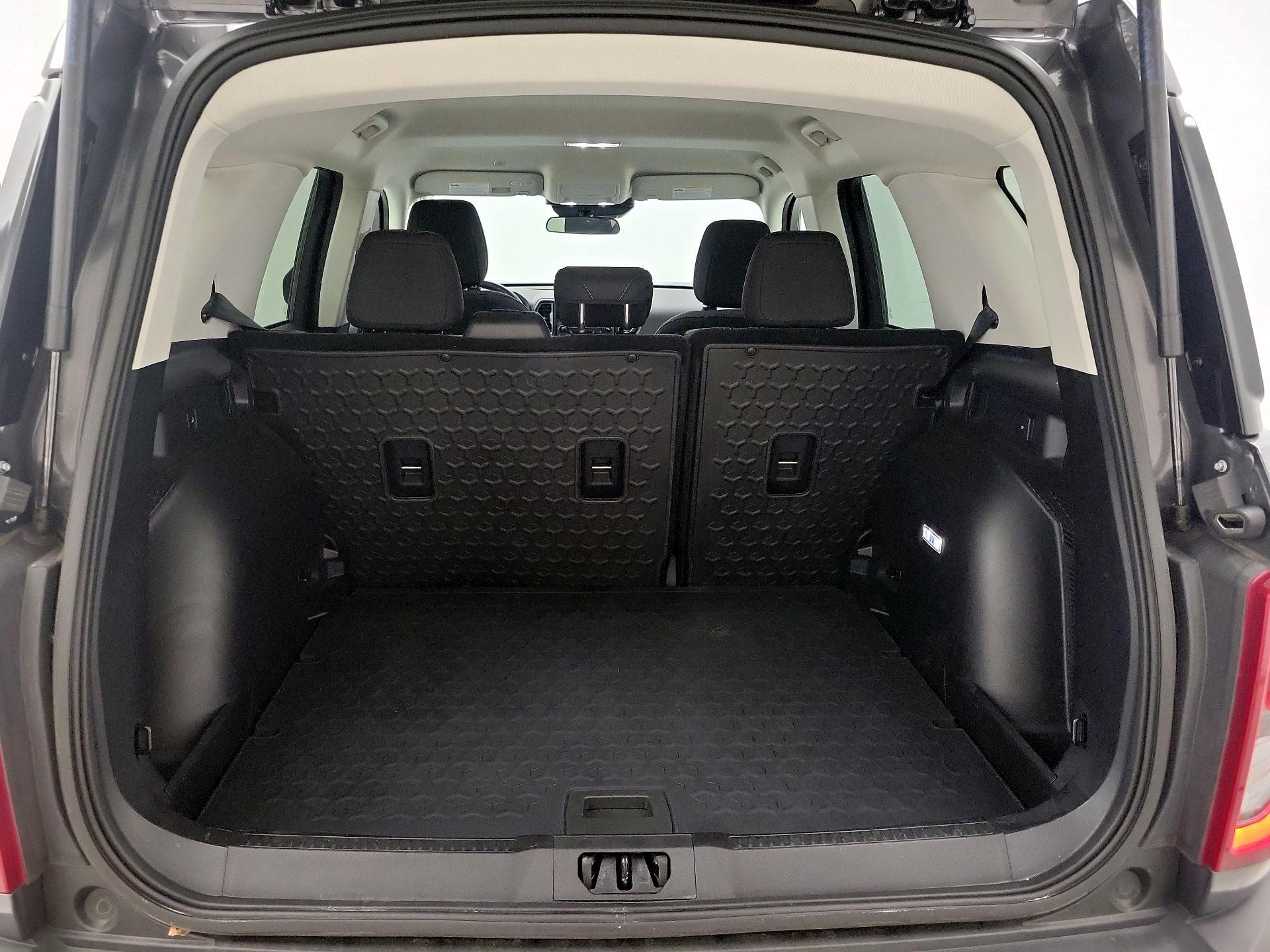 Thumbnail: 2023 Ford Bronco Sport - 20