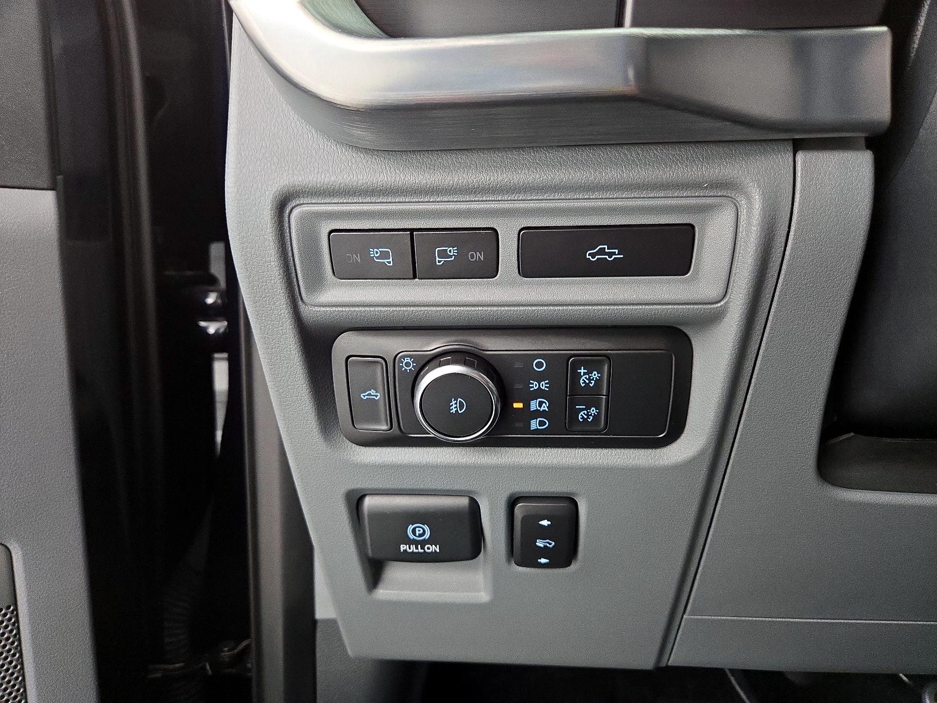 Thumbnail: 2022 Ford F-150 - 13